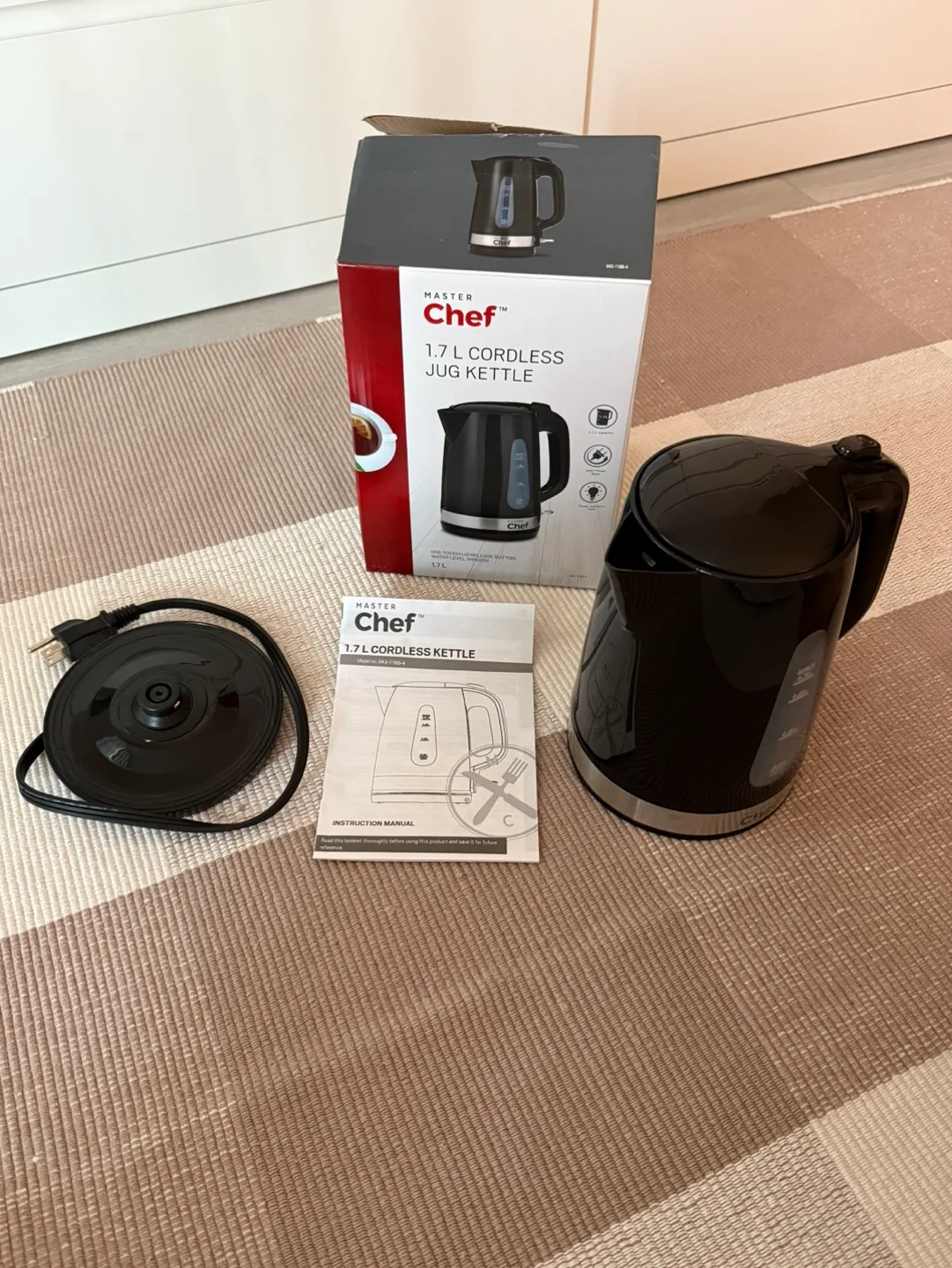 Master Chef 1.7L Cordless Kettle - Black thumbnail