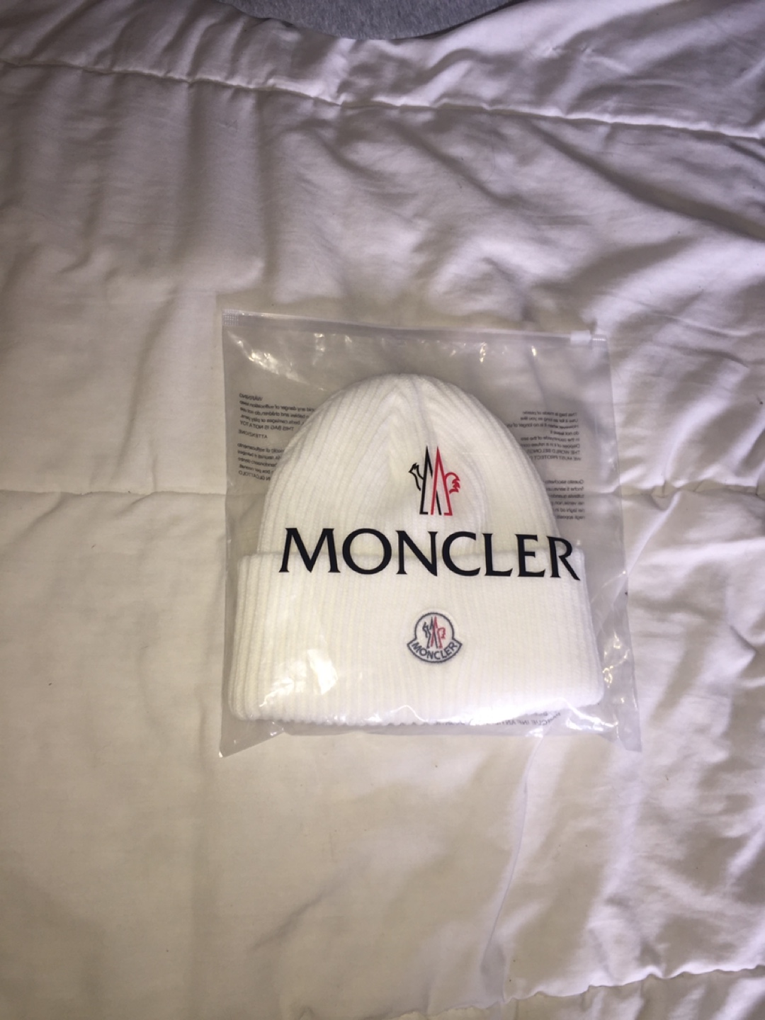 White Moncler Beanie - photo 2