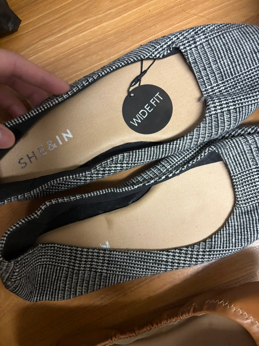 Bundle of Women's Flats and Heels image indicator(5)