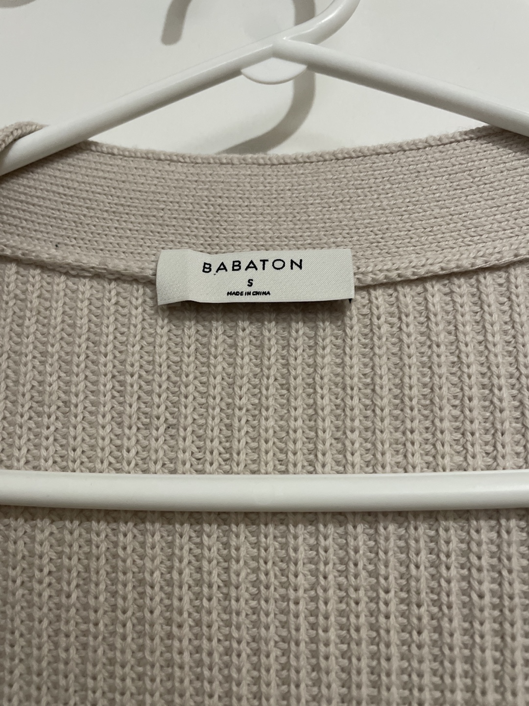 Aritzia BABATON Knitted Beige Vest - Size Small - photo 3