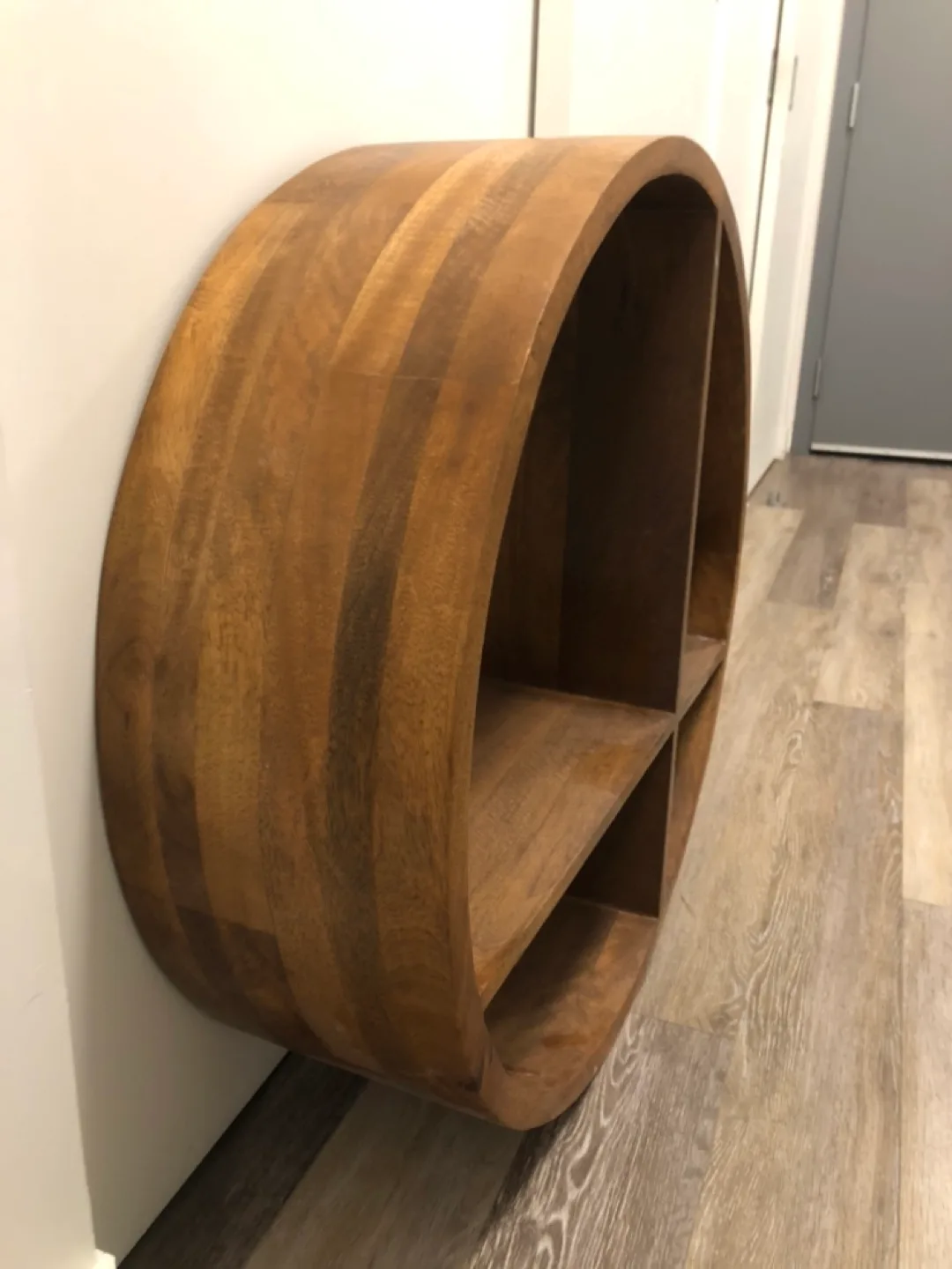 Round Wooden Wall Shelf image indicator(2)