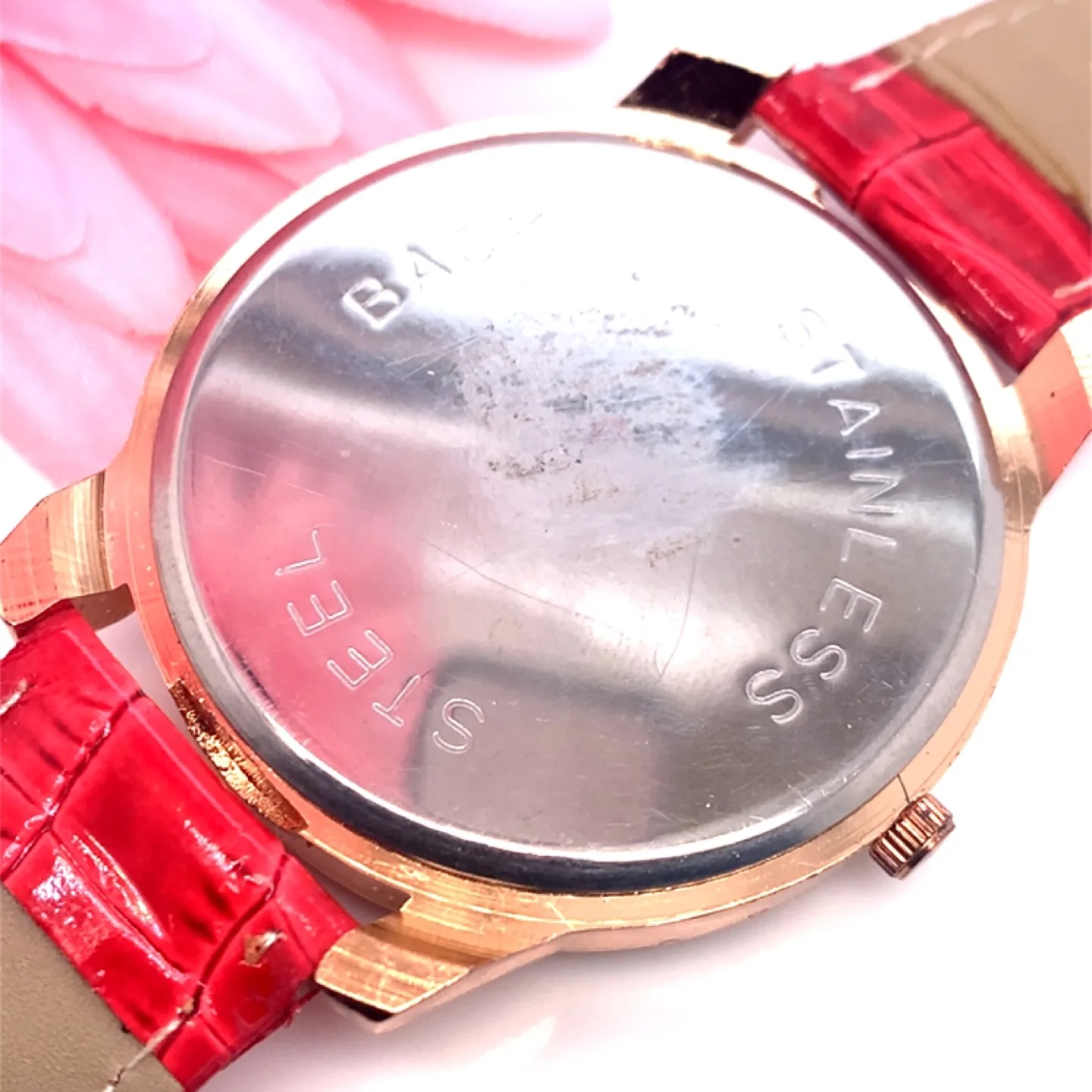 Gorgeous Gevyda Owl Watch with Red Band image indicator(4)