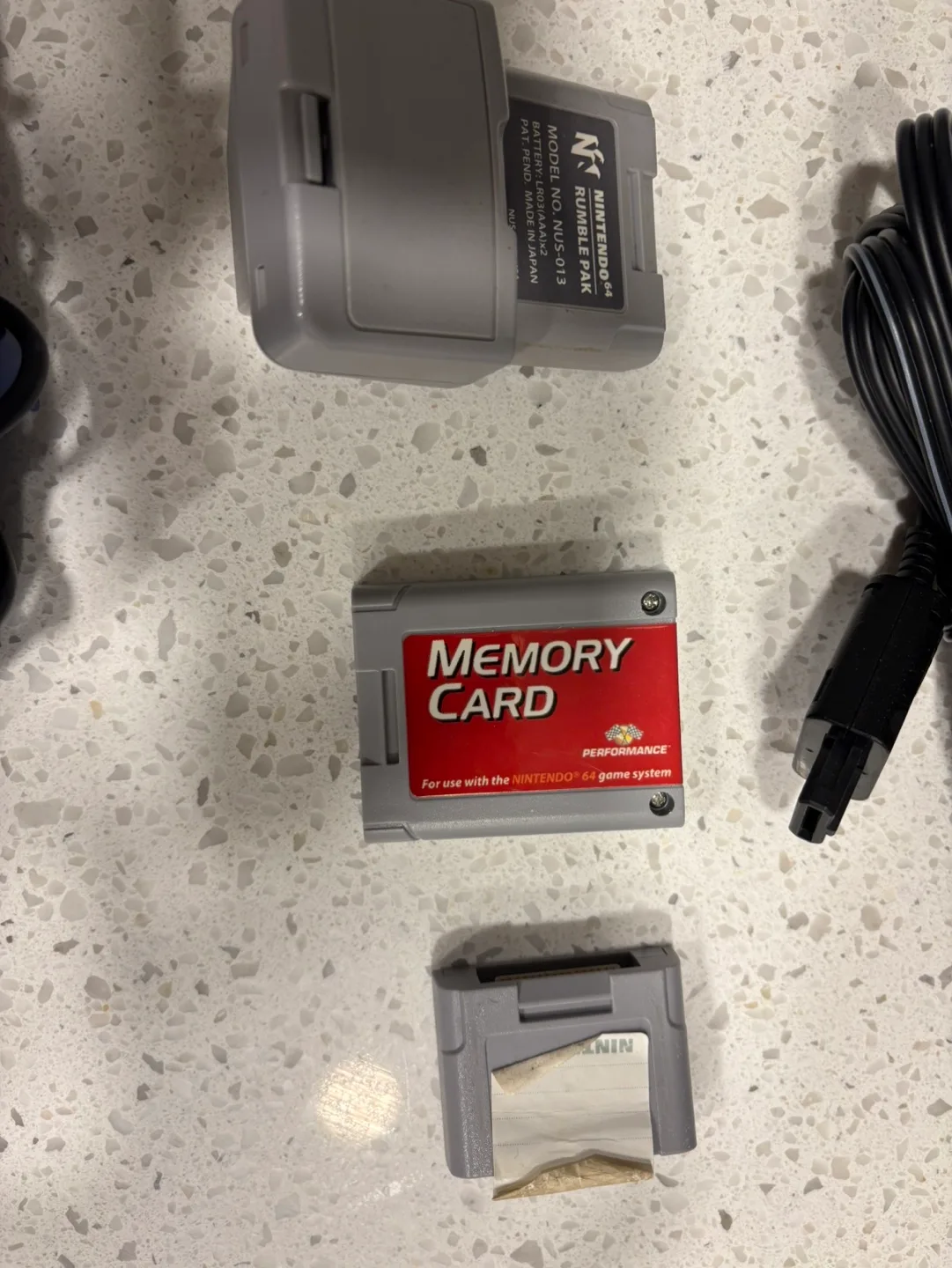 Nintendo 64 Console Bundle - Tested image indicator(4)