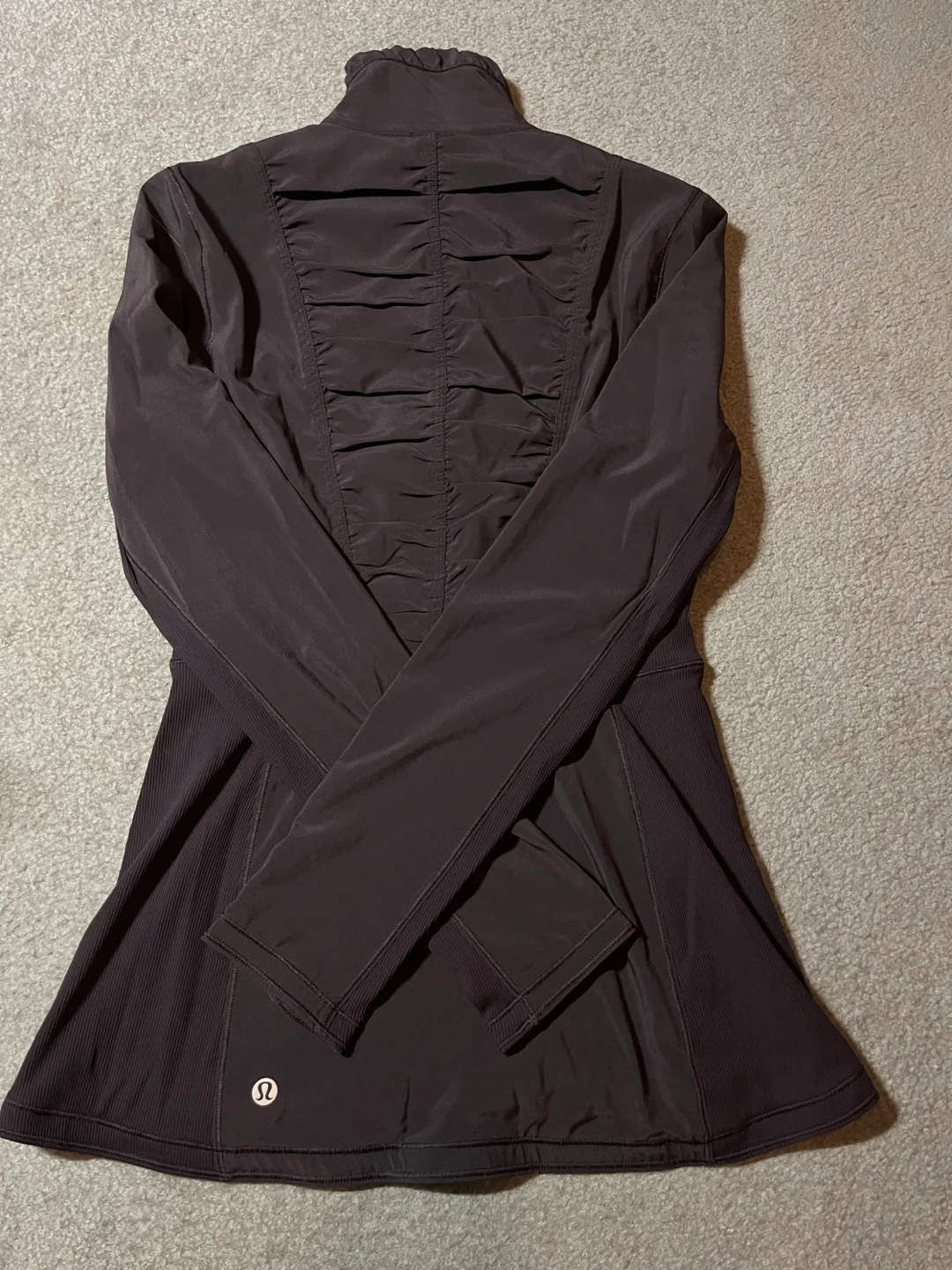 Lululemon Tops Size 4 image indicator(3)