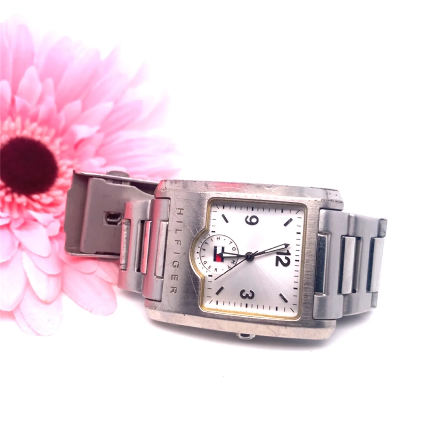 Tommy Hilfiger Unisex Stainless Steel Watch image indicator(2)