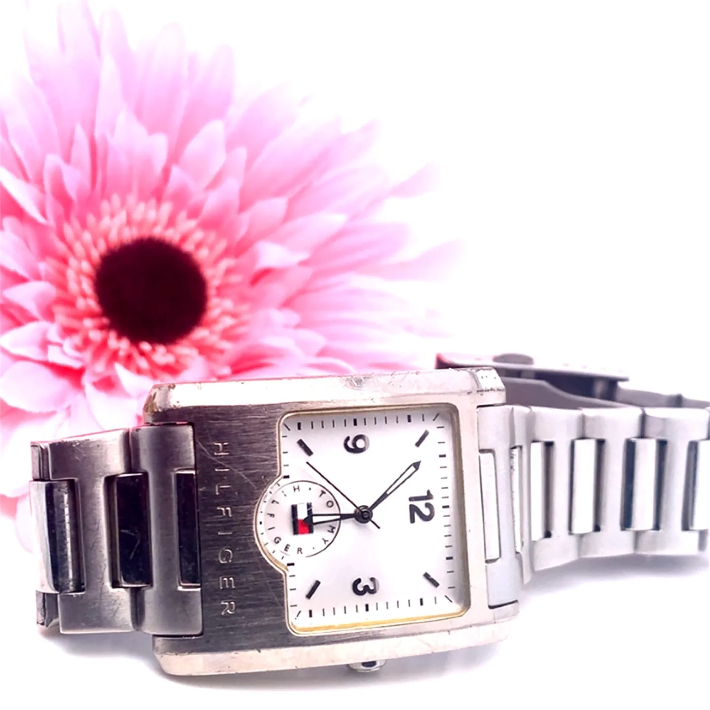 Tommy Hilfiger Unisex Stainless Steel Watch image indicator(8)