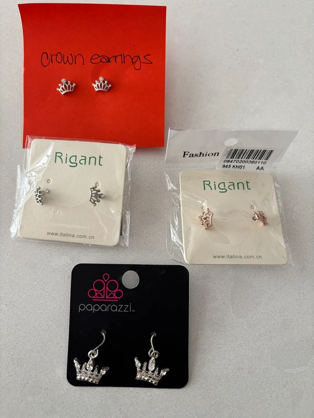 Assorted Crown Jewellery Lot - Brooches, Earrings, and More! image indicator(5)