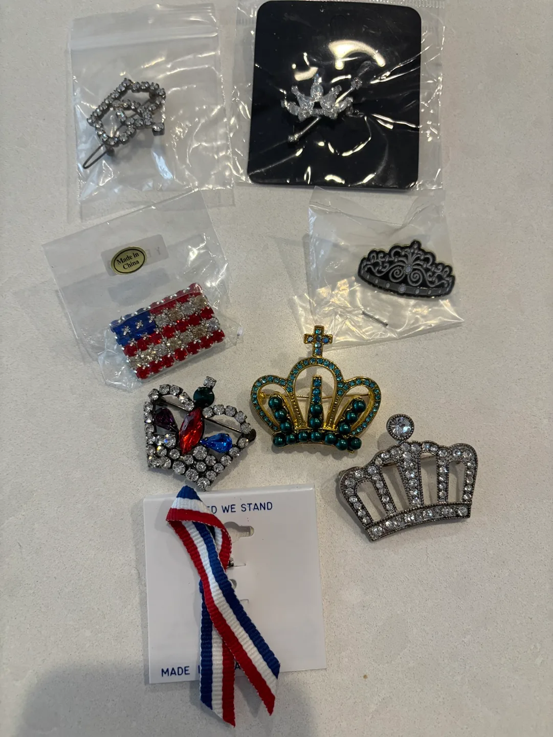 Assorted Crown Jewellery Lot - Brooches, Earrings, and More! image indicator(2)