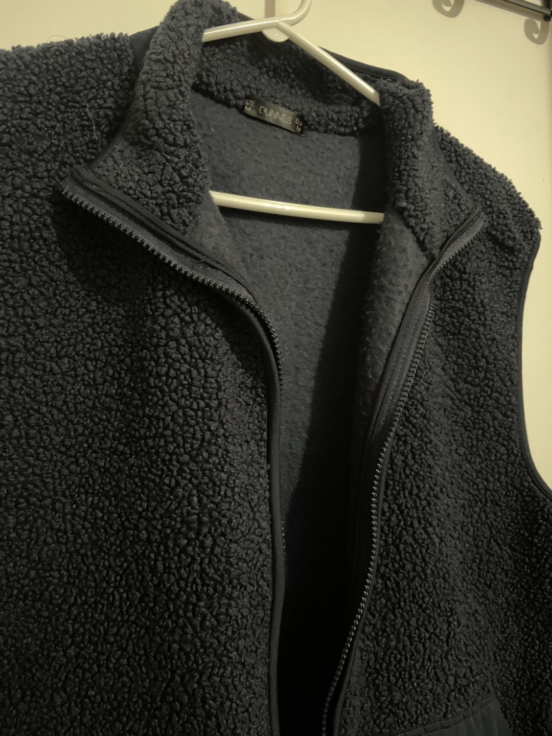 Dunnes Size Medium Fleece Vest - photo 2