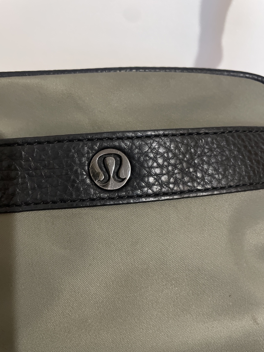 Lululemon Crossbody Bag - Olive Green - photo 5