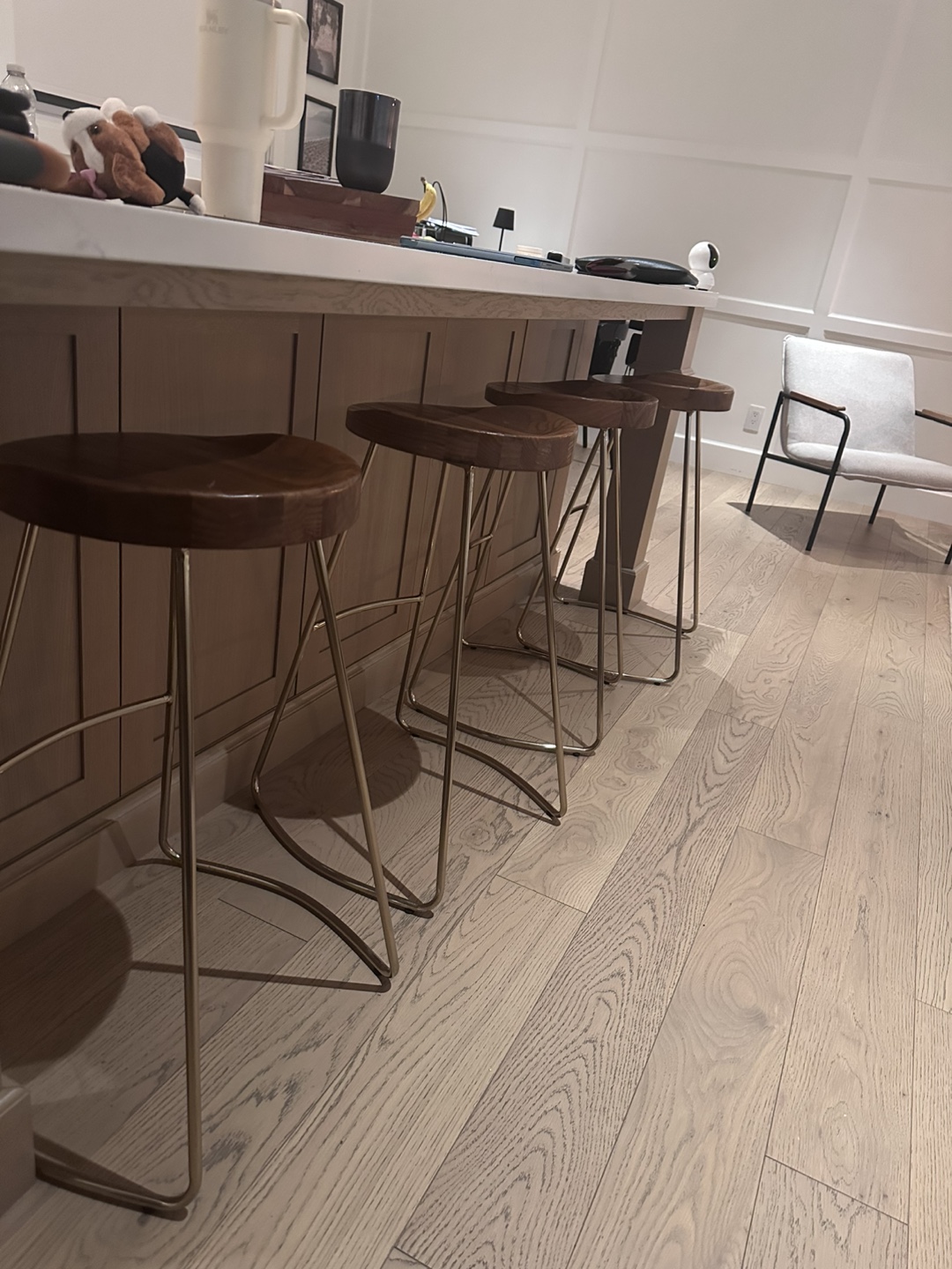 Set of Four Modern bar  Stools - photo 3