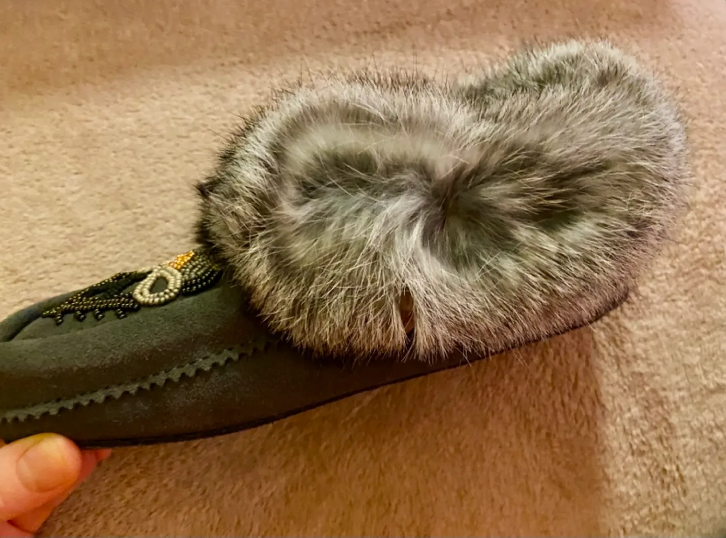 NIB Manitobah Prairie Tipi Moccasin image indicator(2)