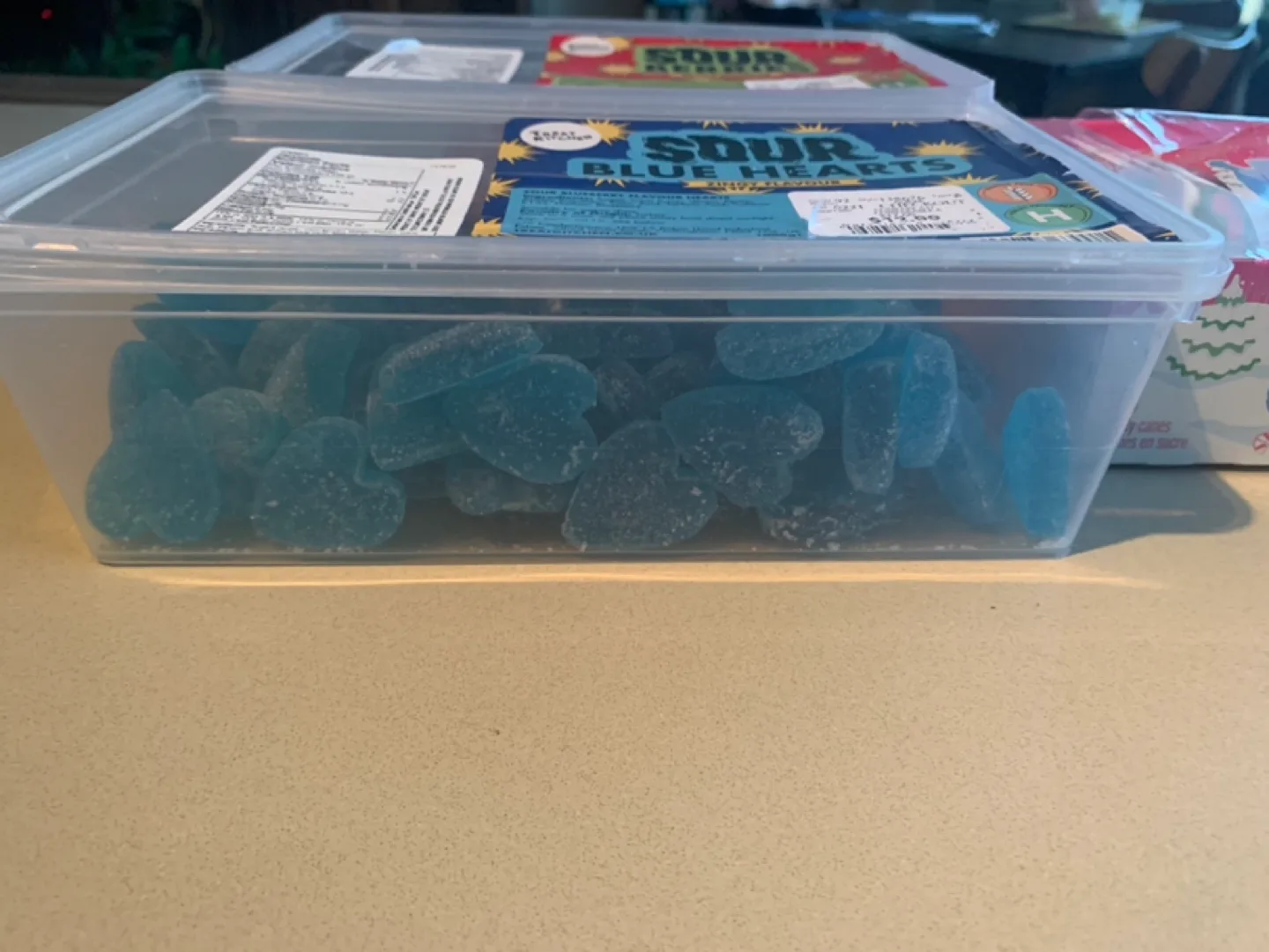 Lot of free candy. Free. image indicator(2)