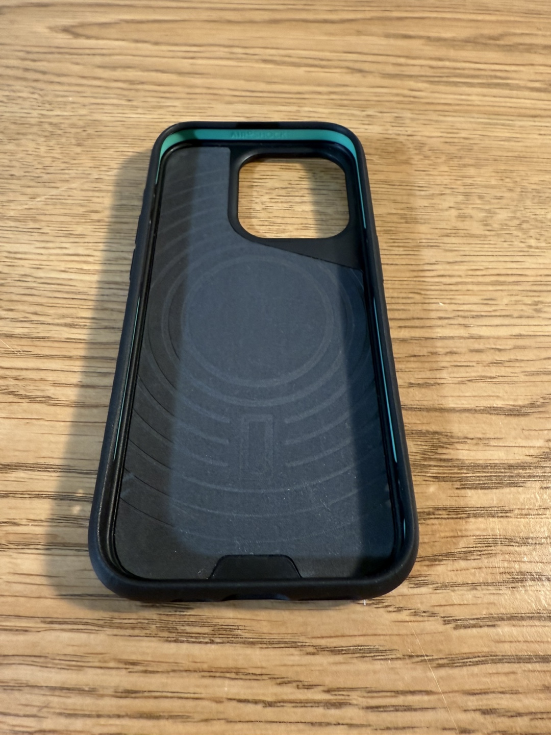 Mous iPhone 15 and 15 Pro Walnut Case - photo 3