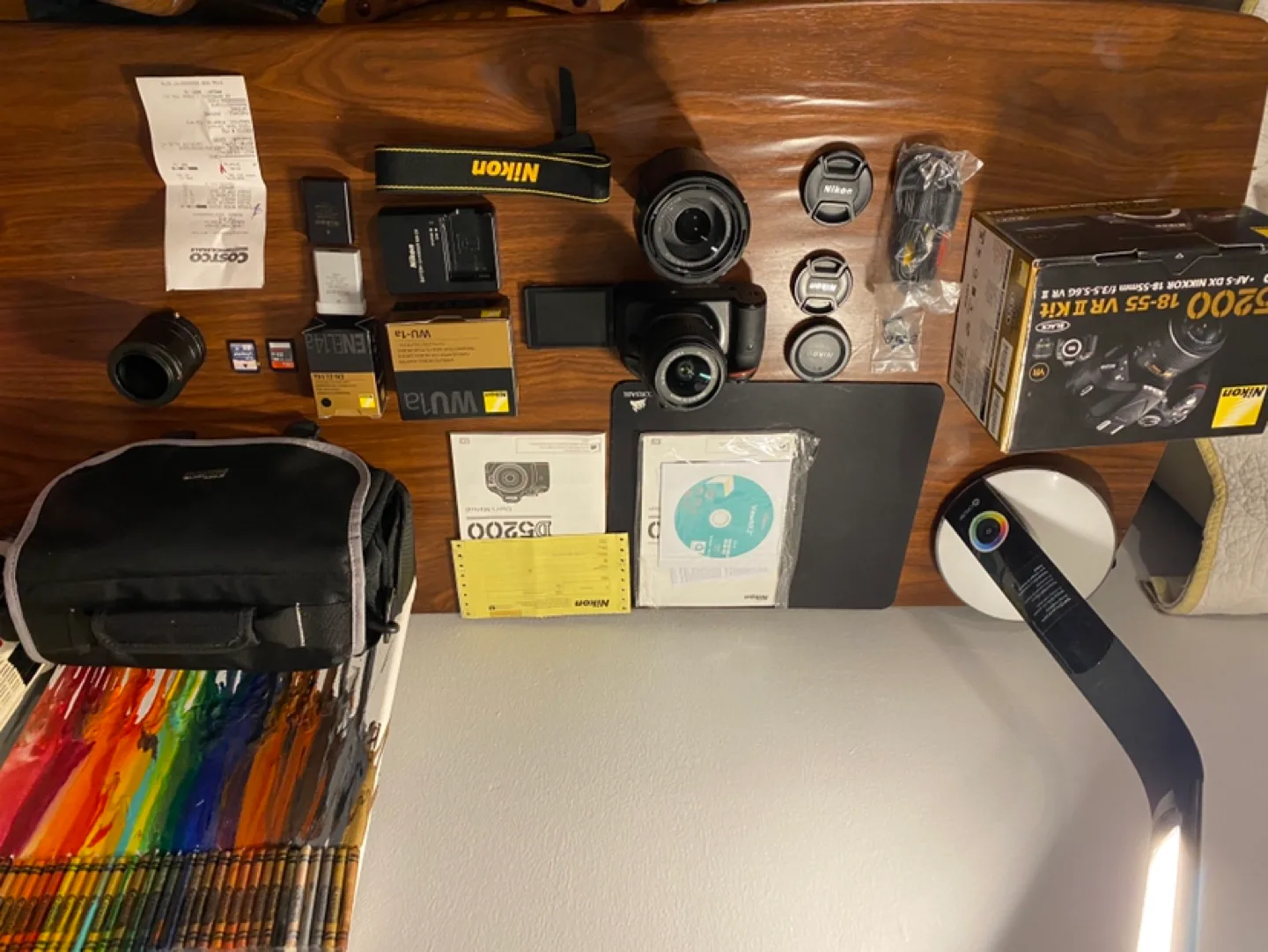 Nikon D5200 Kit with 2 lenses, tripod and bag image indicator(4)