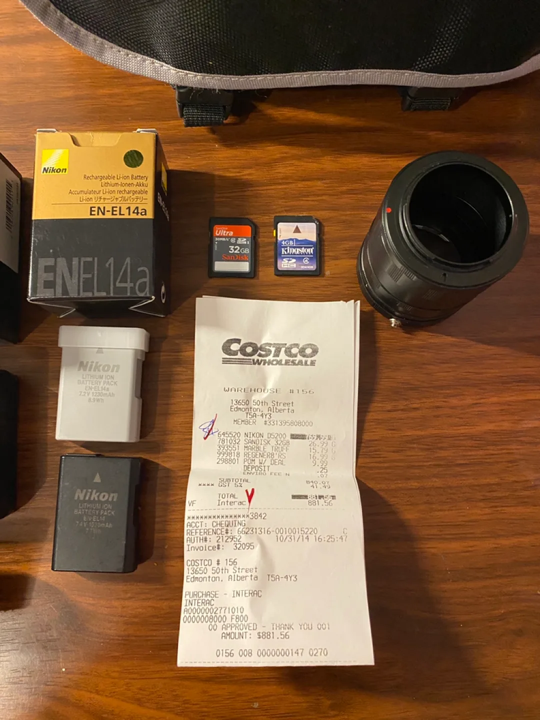 Nikon D5200 Kit with 2 lenses, tripod and bag image indicator(5)