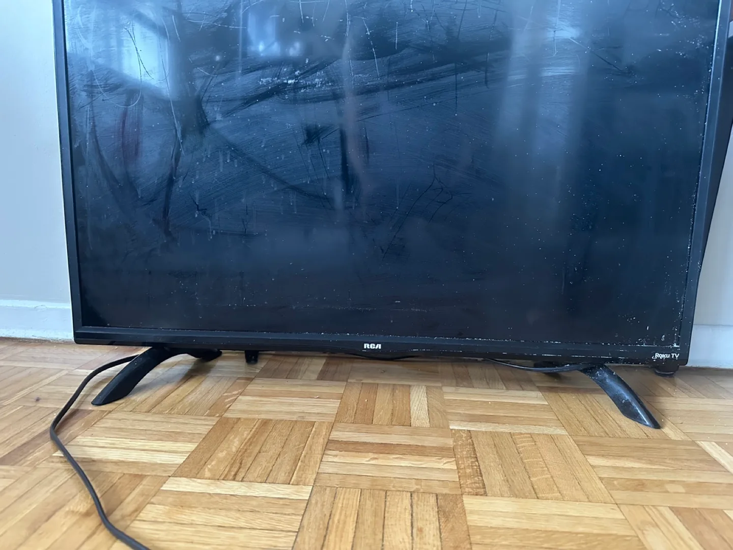 RCA 24-inch Smart TV image indicator(2)