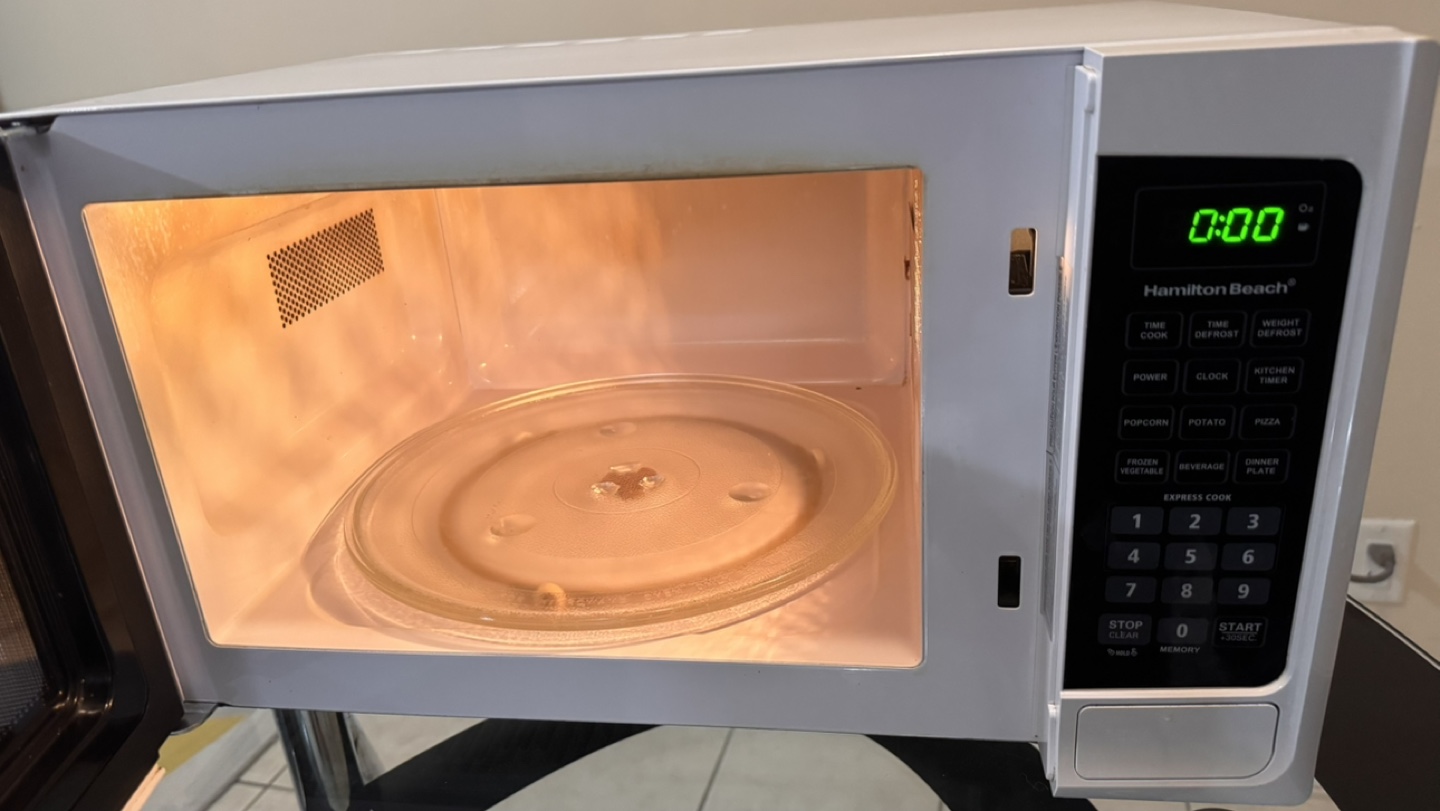Microwave - photo 3