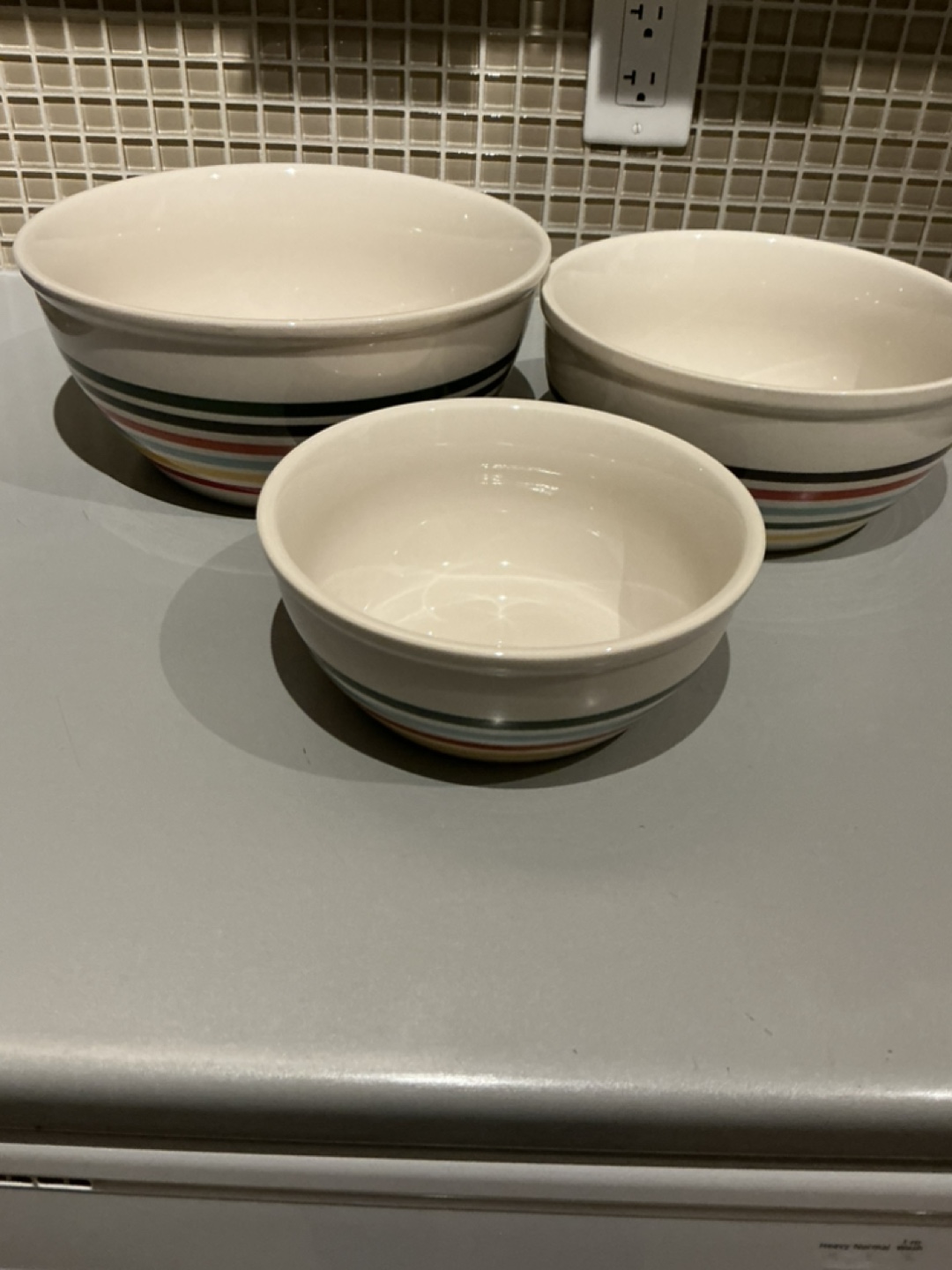 Three-Piece Mixing Bowl Set - Multicoloured Stripes