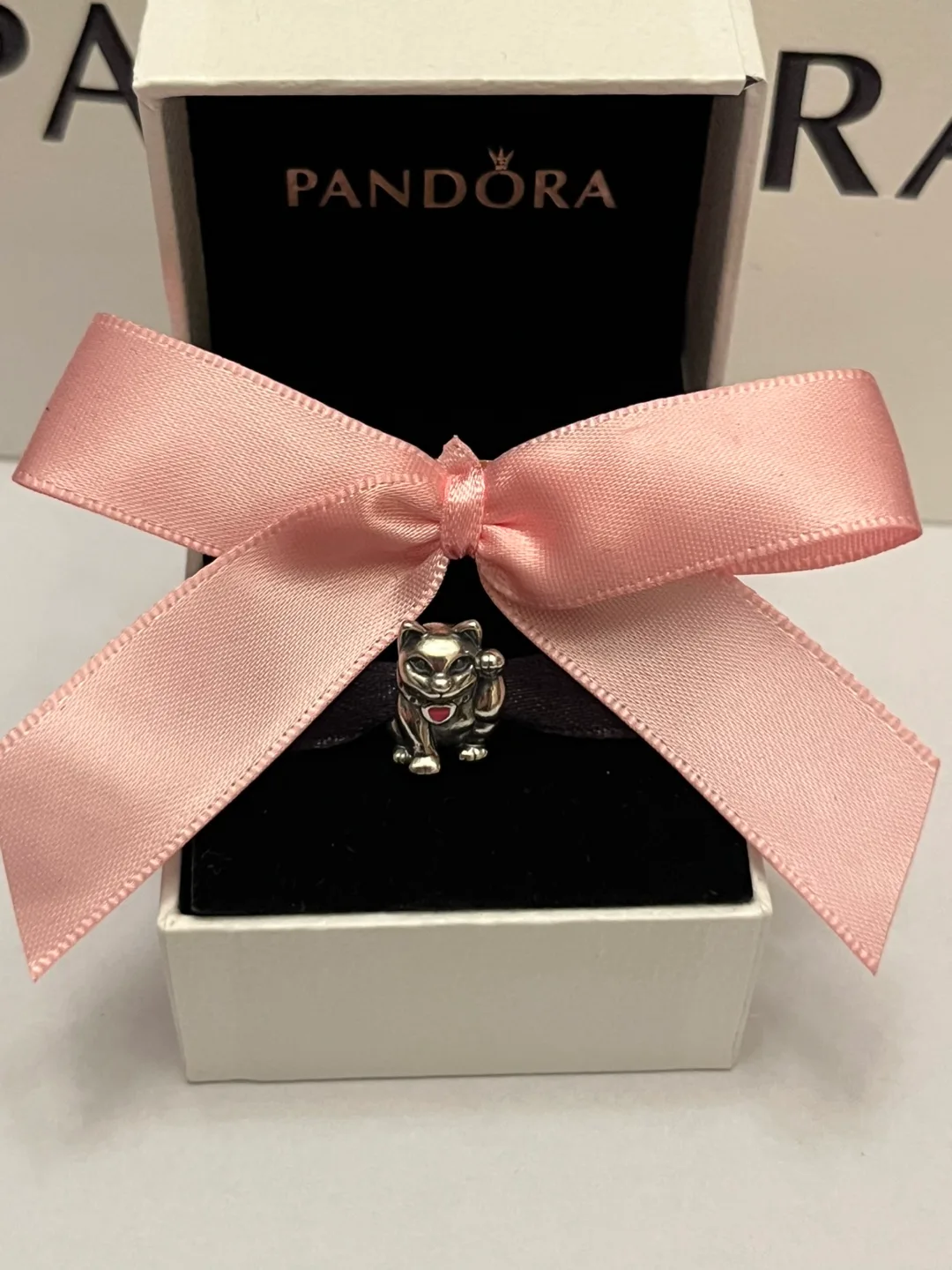 Pandora Lucky Cat Charm image indicator(3)