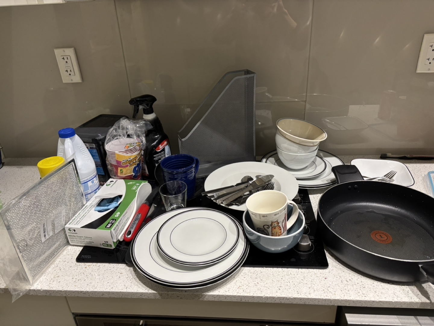 Kitchen Starter Kit + Two 8kg Bags of Rooster Jasmine Rice