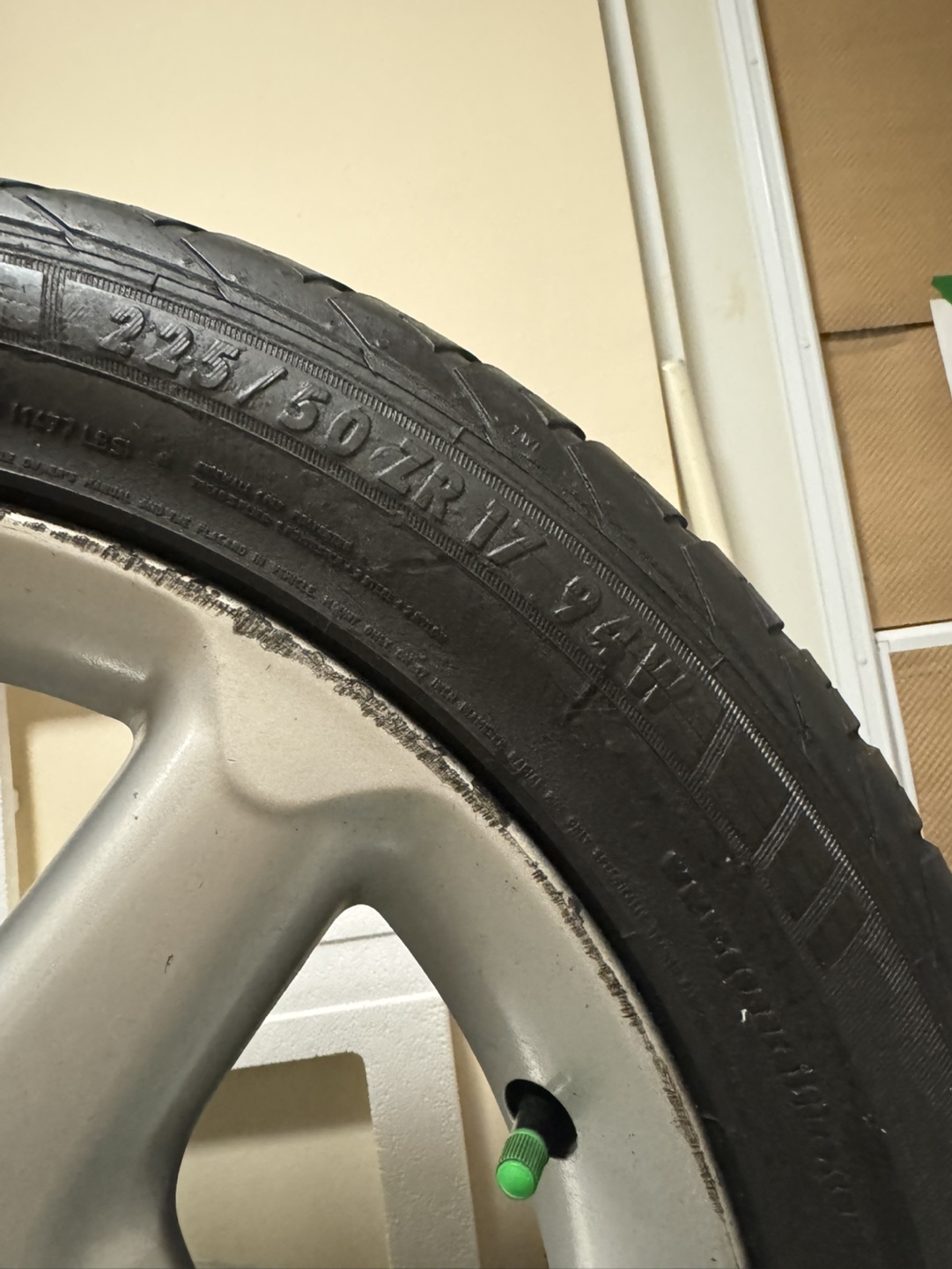General Exclaim UHP { 225/50 ZR 17 94W } - photo 3