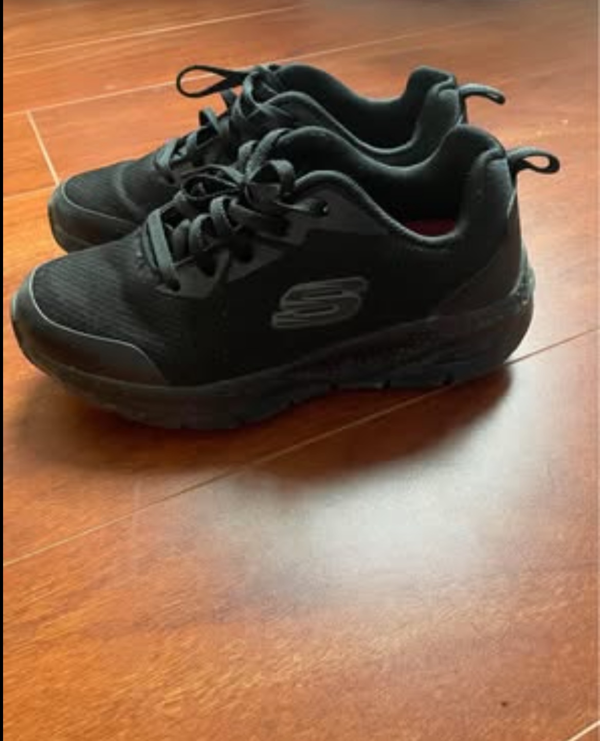 Sketchers shoes