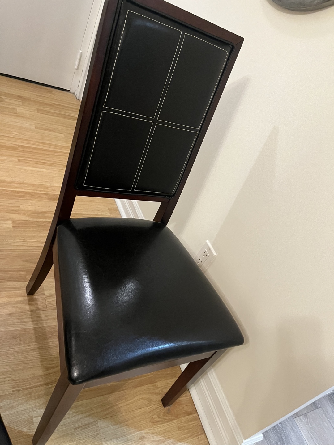 Set of Six Dining Chairs - Black Leatherette - photo 3