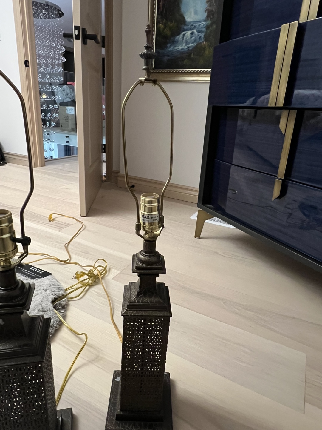 Pair of Table Lamps - photo 2