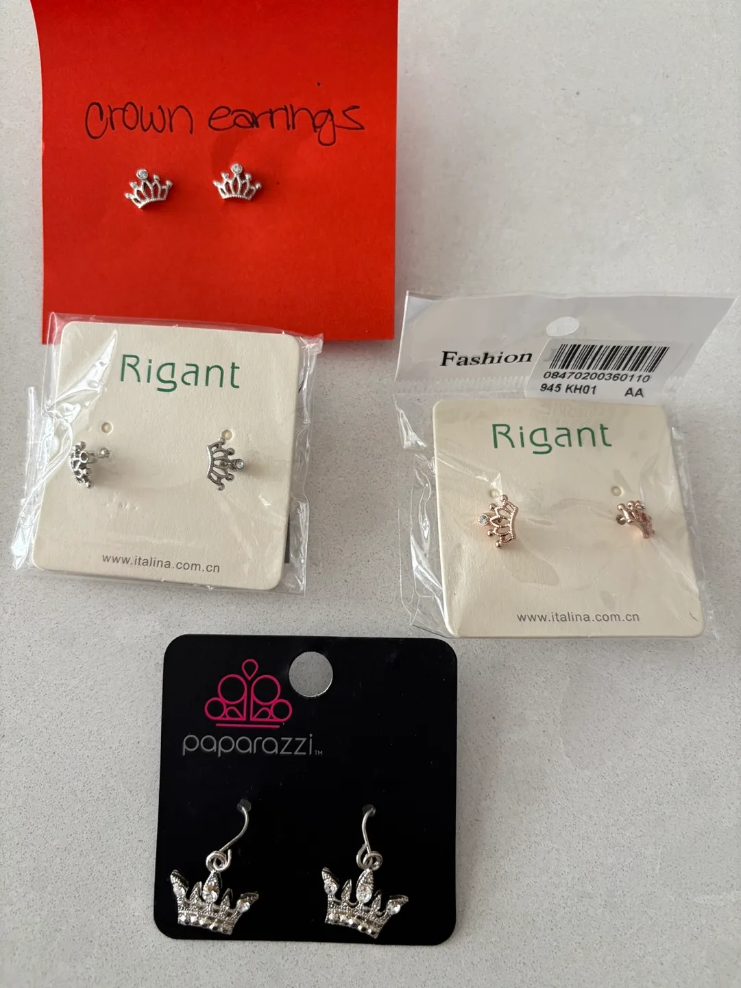 Various Crown Earrings image indicator(2)