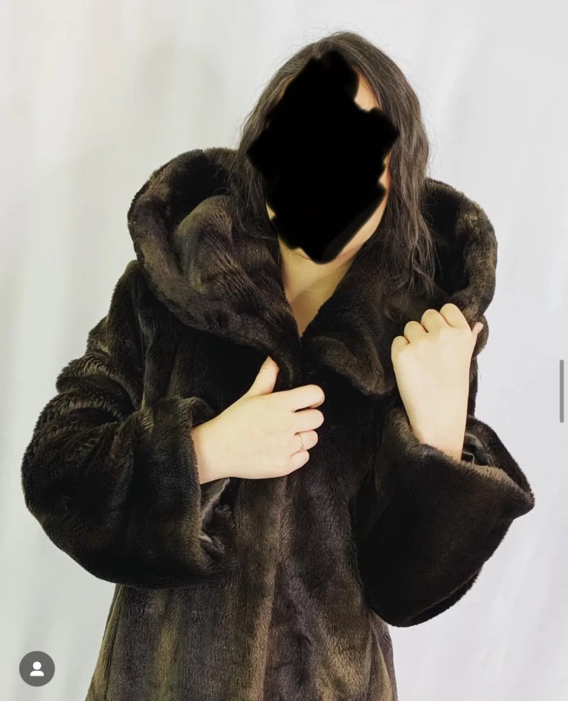 Soft, luxurious Brown Faux Fur Coat sm-m image indicator(3)
