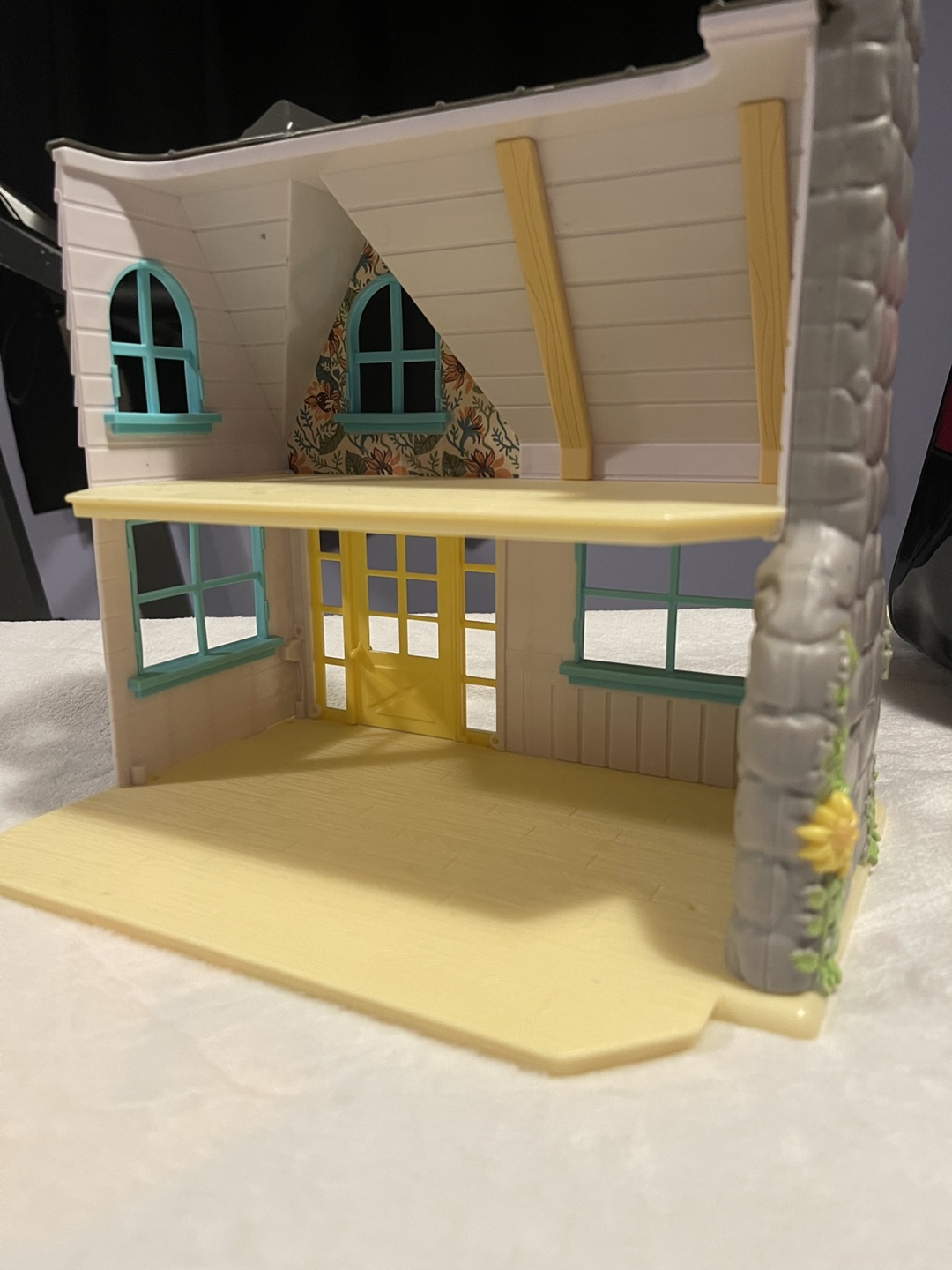 Small toy Two-Story Play House - photo 2