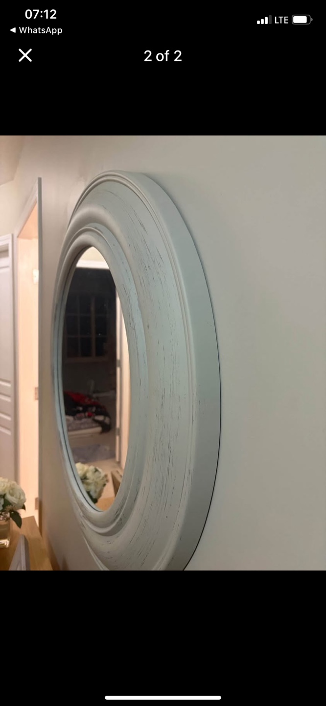 Round Wall Mirror with Distressed White Frame - photo 2