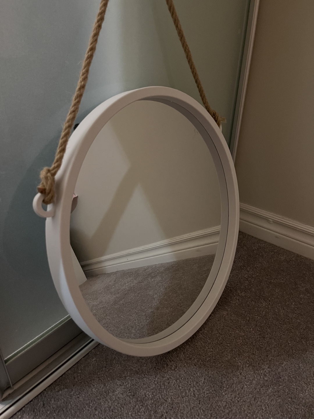 Round Hanging Mirror with Rope