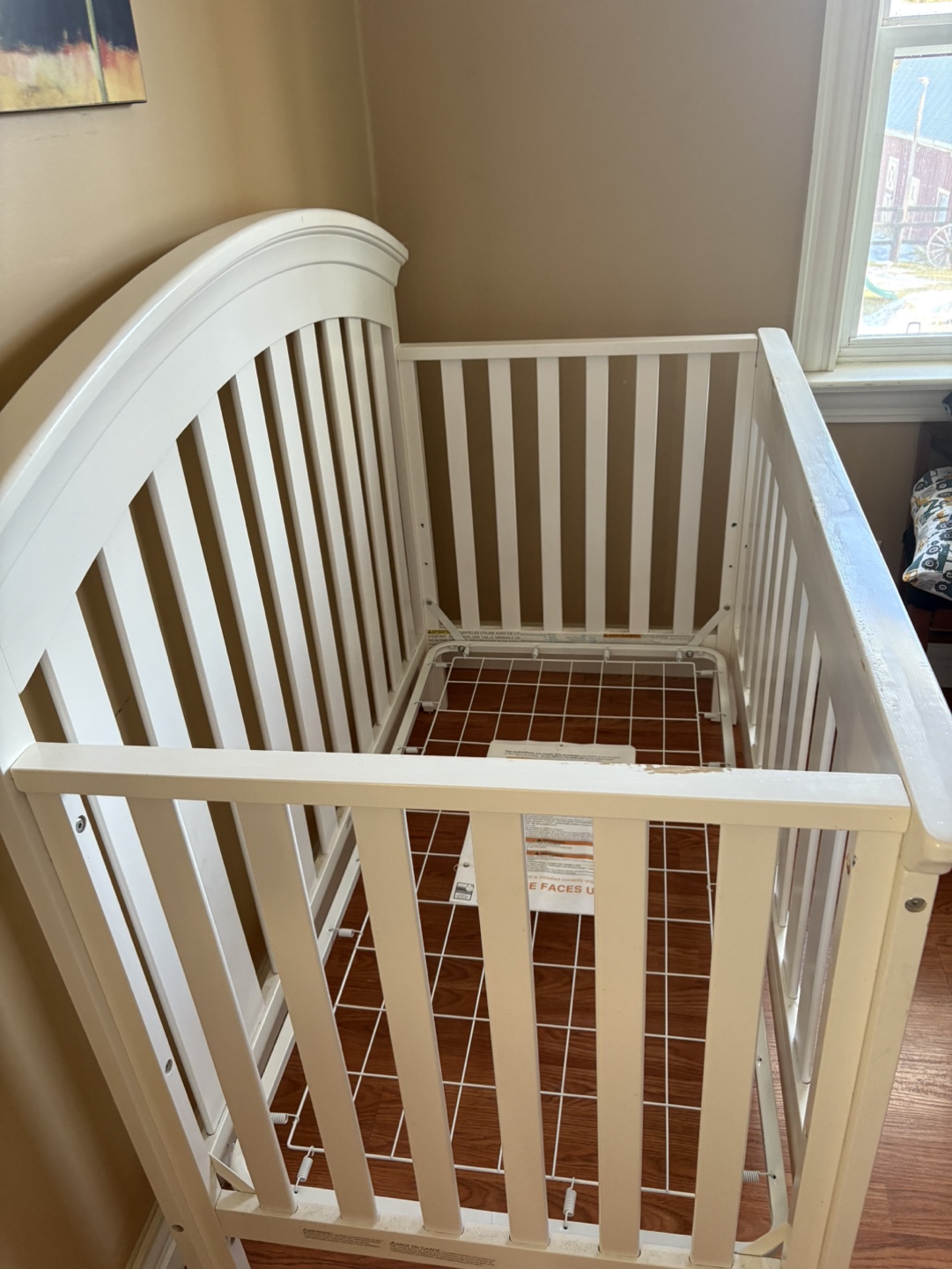White Convertible Crib - photo 3