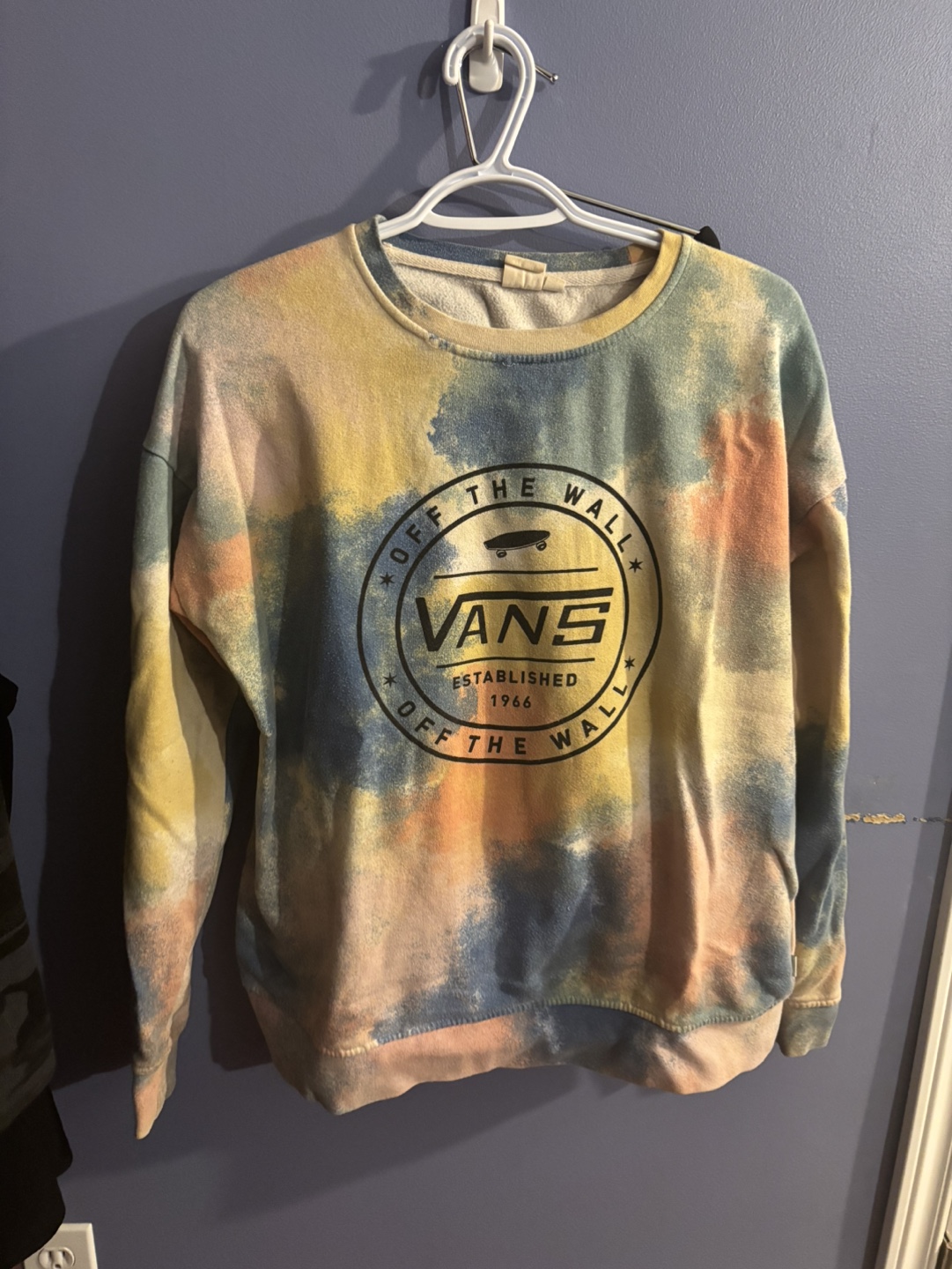 Bundle of 5 Sweatshirts and Hoodies - photo 4