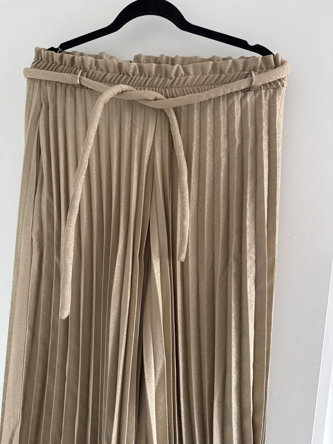 ALOUGE Pleated Culottes image indicator(4)