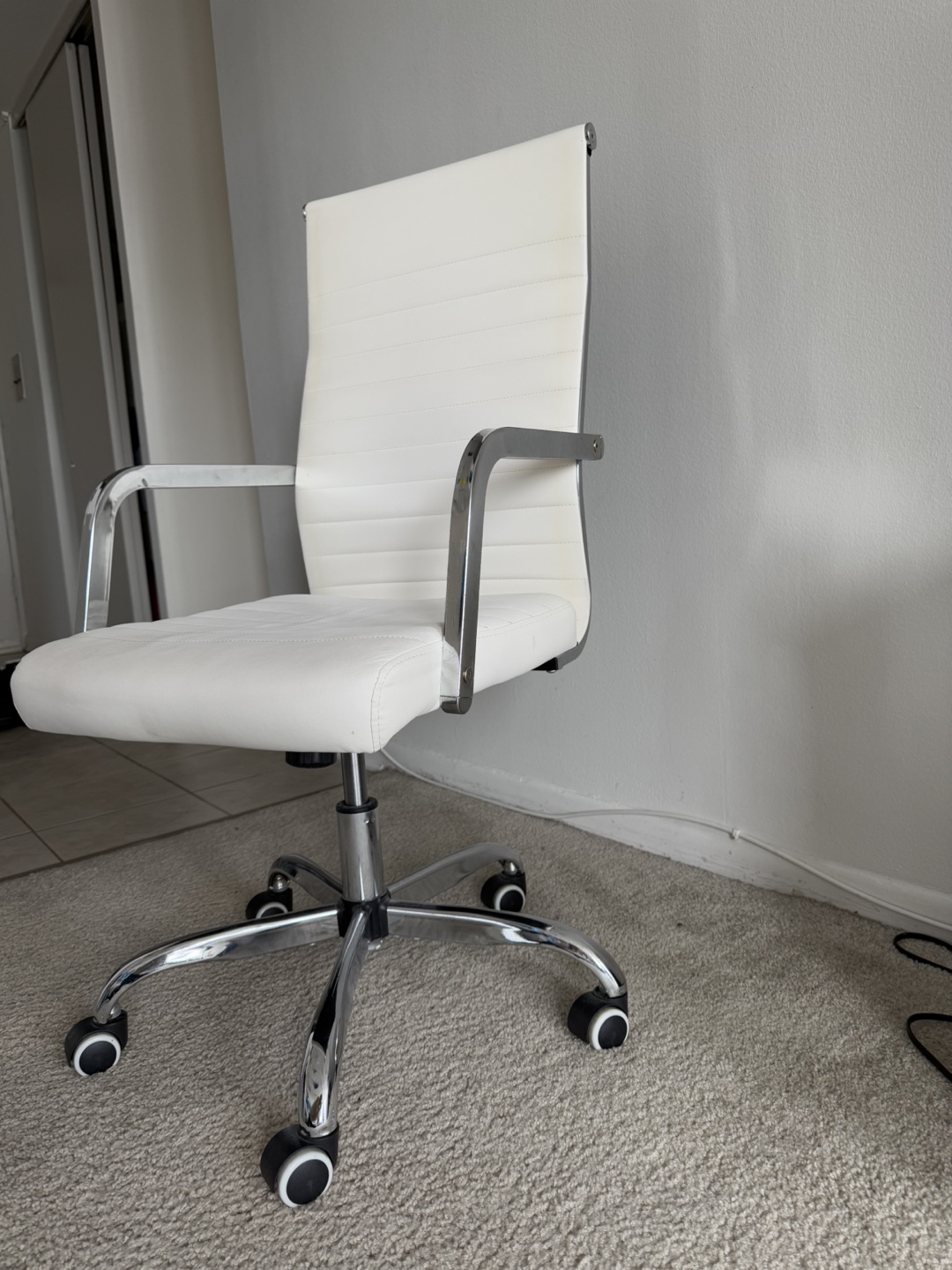 White Office Chair with Chrome Base - photo 2