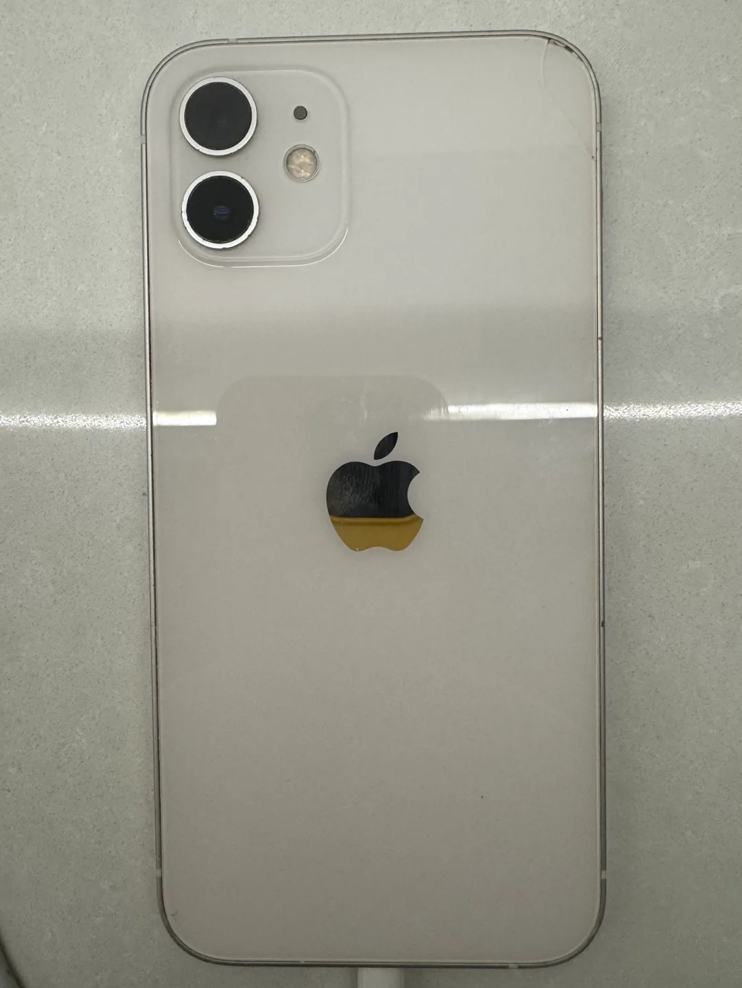 iPhone 12 64GB - White image indicator(2)