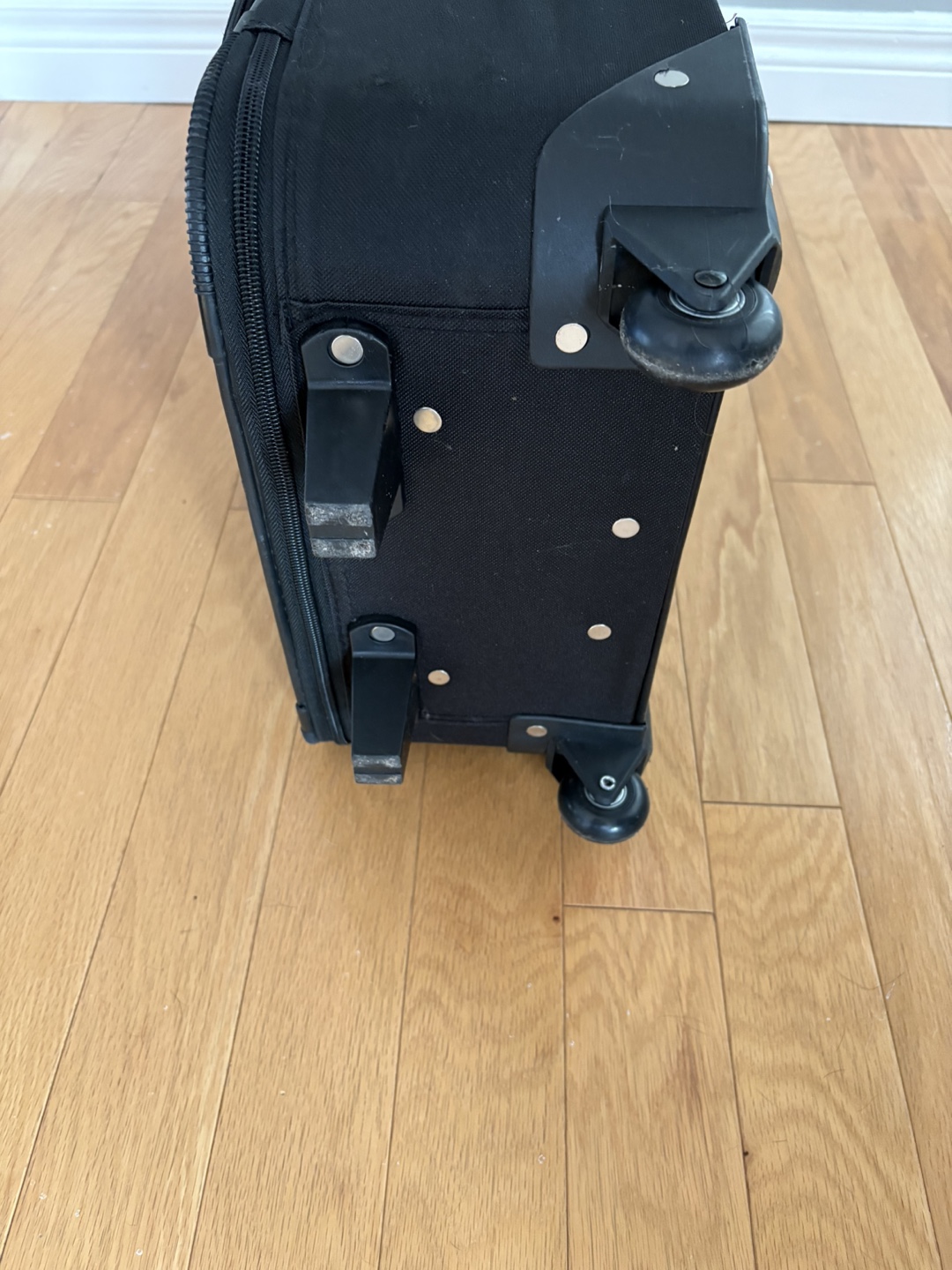 Outbound Carry On Luggage - photo 5