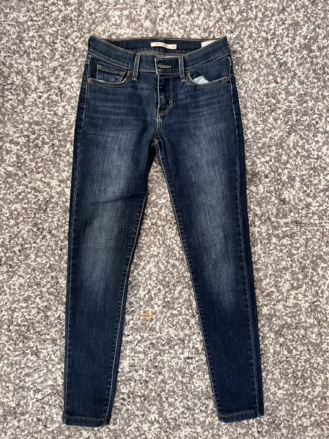 Levi's 710 Super Skinny Jeans - Size 26 - photo 4