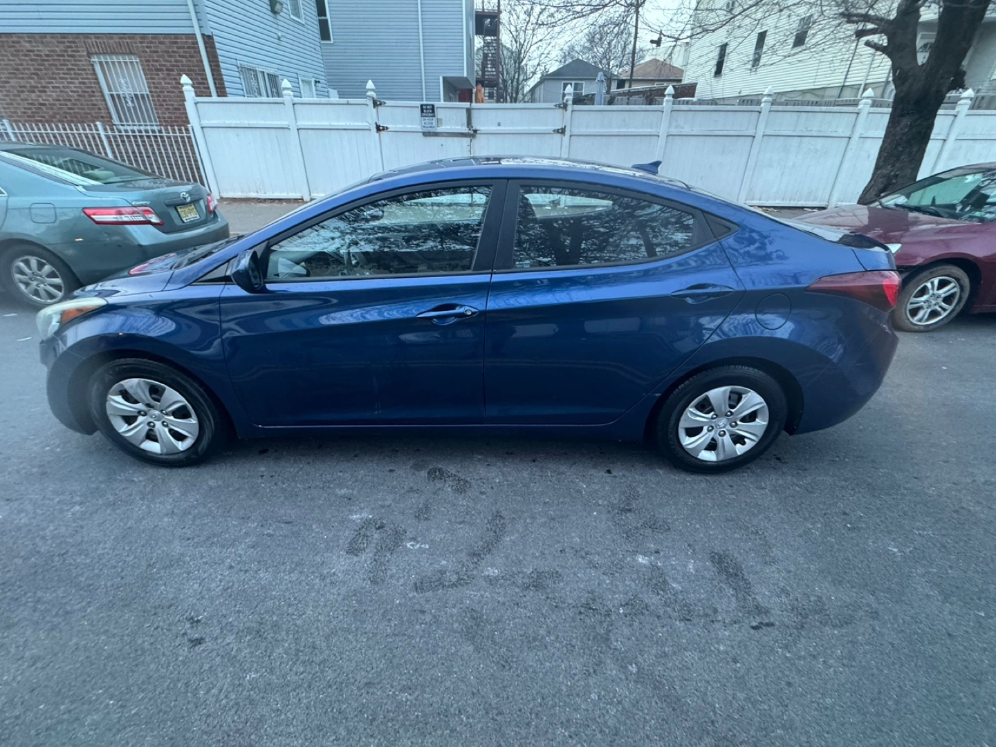 2016 Hyundai Elantra SE - Blue Sedan - photo 3