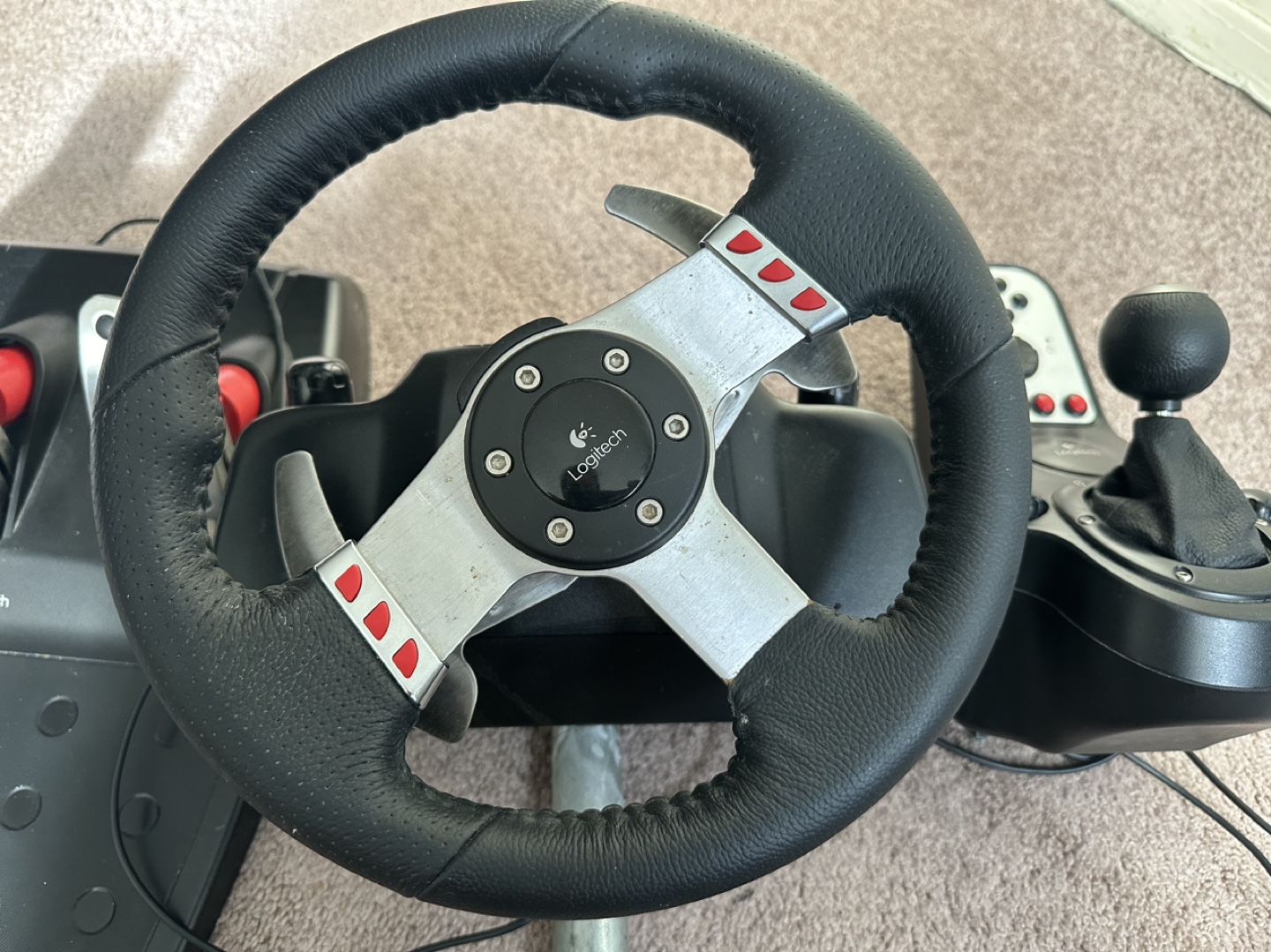 Logitech G27 with wheel stand pro - photo 3
