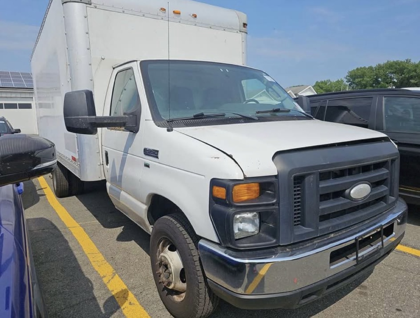 2014 Ford E-Series Box Truck