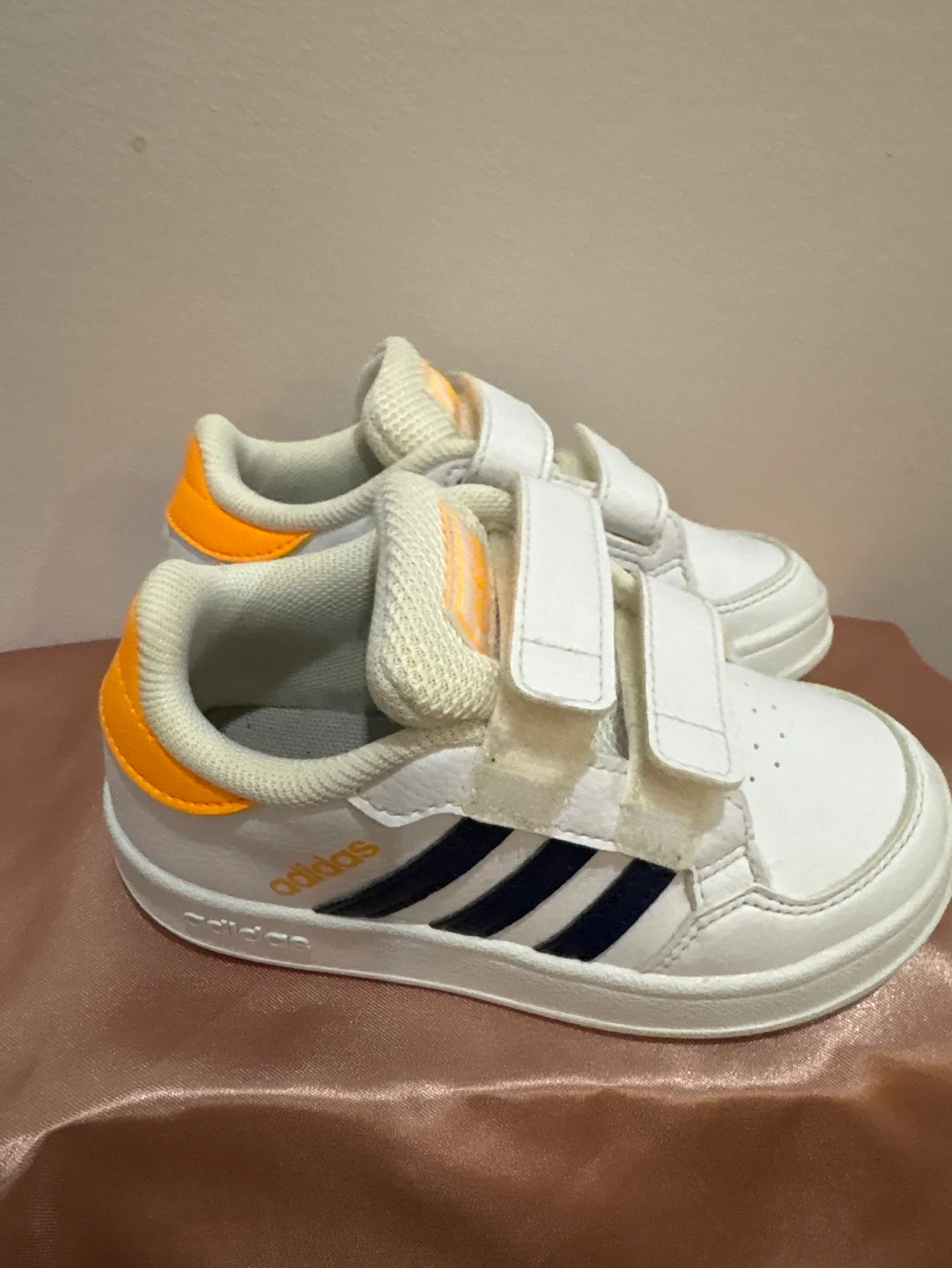 Adidas Infant Velcro Sneakers size c7 image indicator(2)