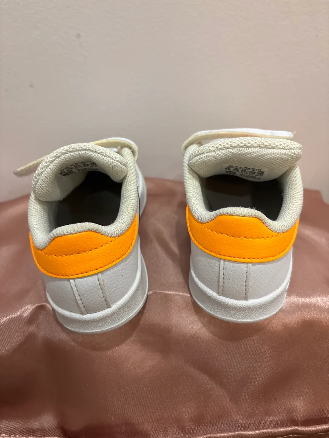 Adidas Infant Velcro Sneakers size c7 image indicator(3)