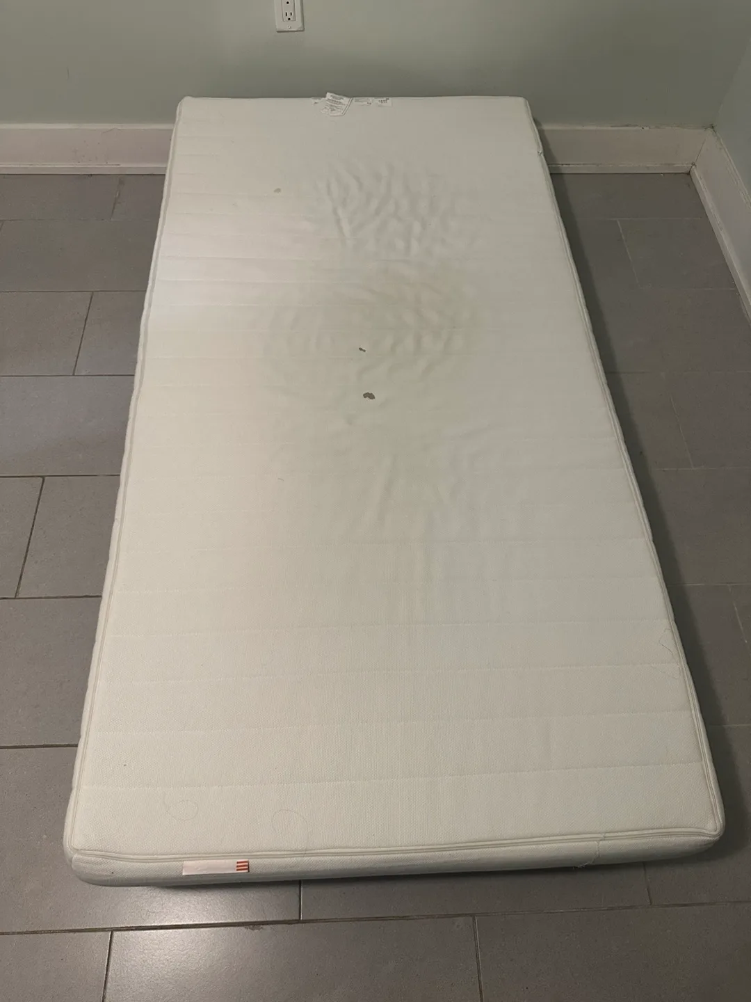 IKEA twin mattress with box spring image indicator(4)