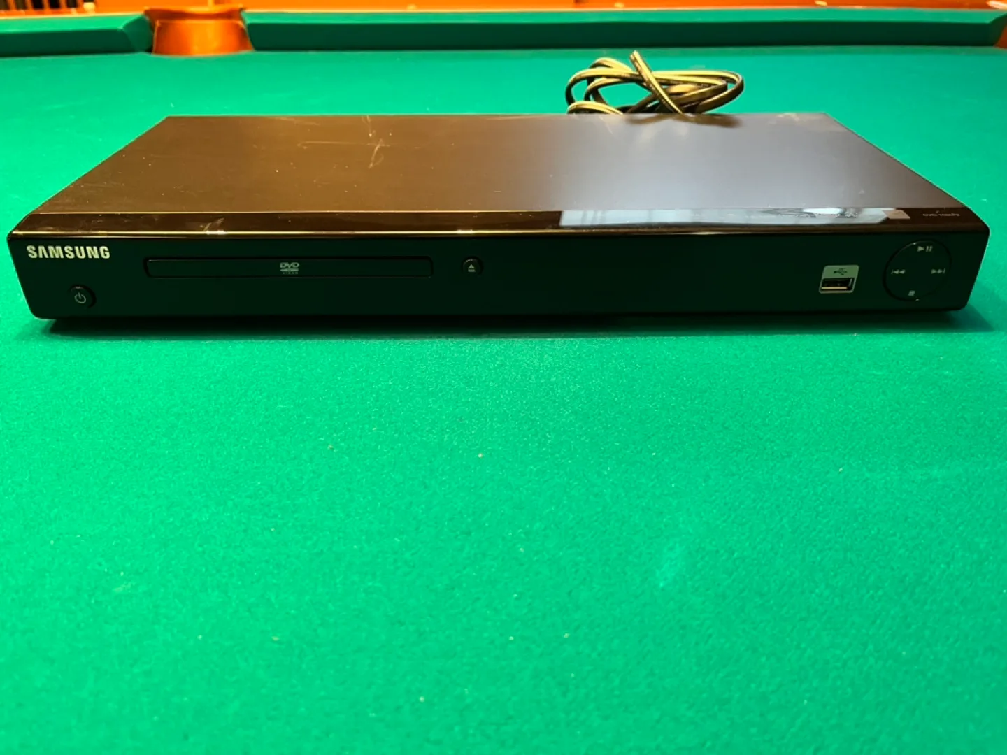 Samsung DVD Player with USB & HDMI image indicator(4)