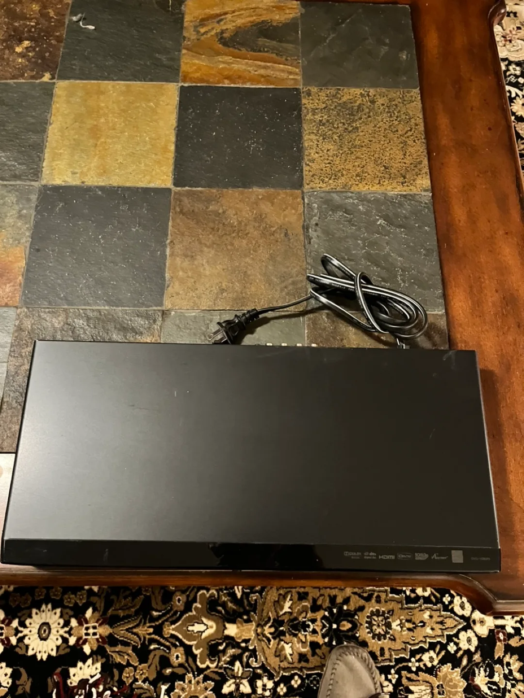 Samsung DVD Player with USB & HDMI image indicator(2)