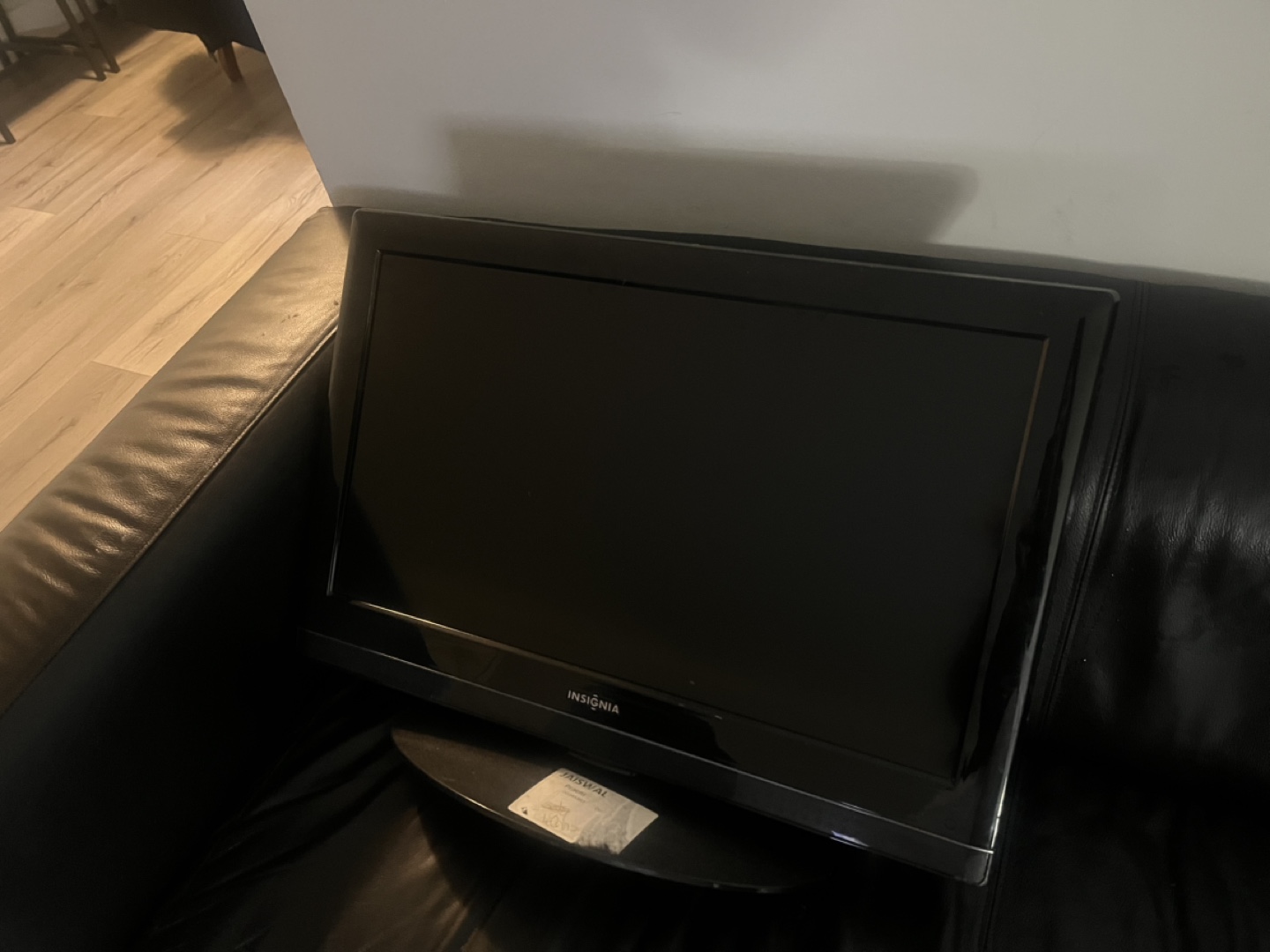 Insignia 26-inch LCD TV & DVD Player